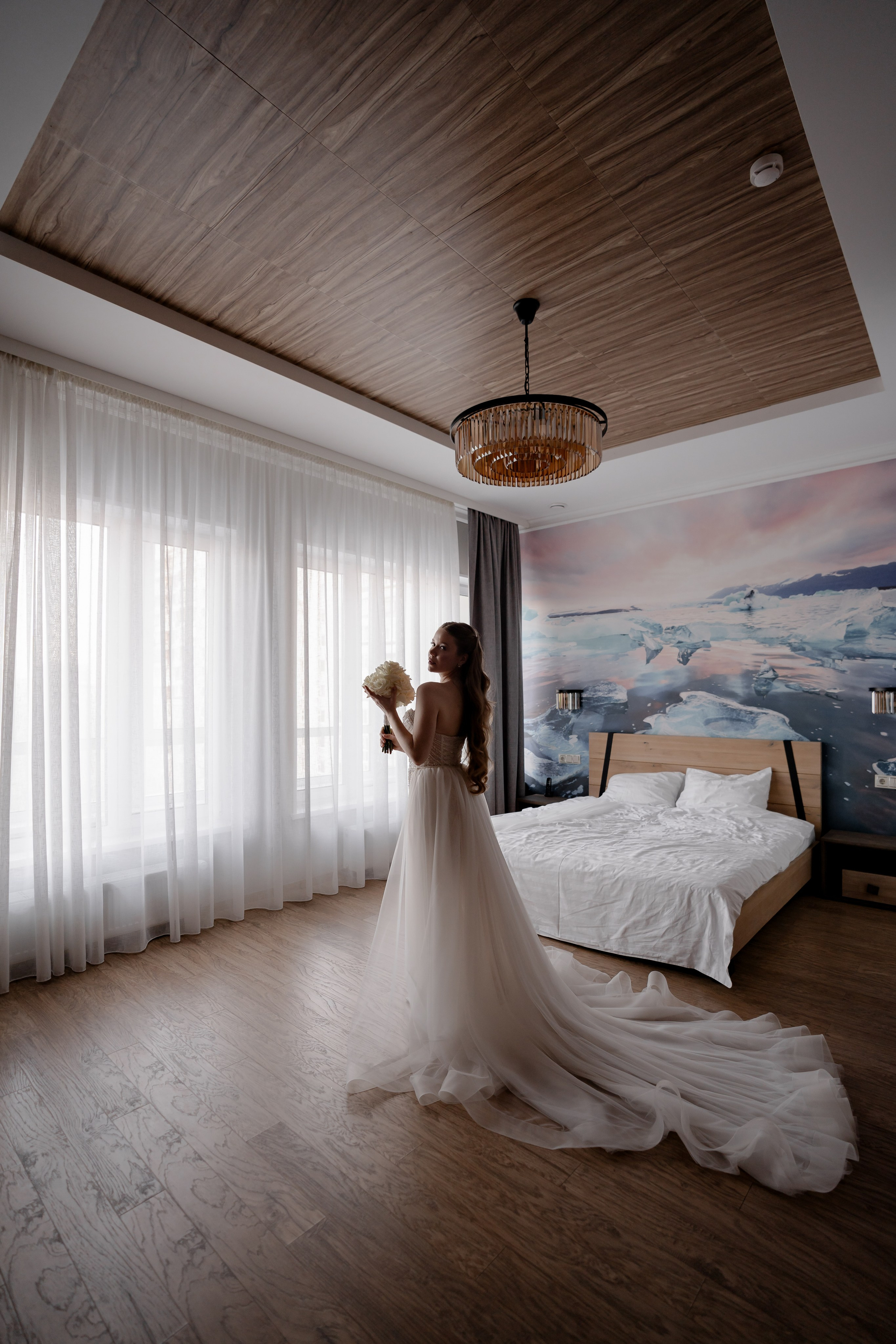 СВАДЕБНАЯ СЬЕМКА СБОРОВ В ОТЕЛЕ И ВЫЕЗД НА ЦЕРЕМОНИЮ (СНЯТО В СИБИРЕ В НИЖНЕВАРТОВСКЕ). Профессиональный фотограф, Санкт-Петербург — Виктория Богомолова