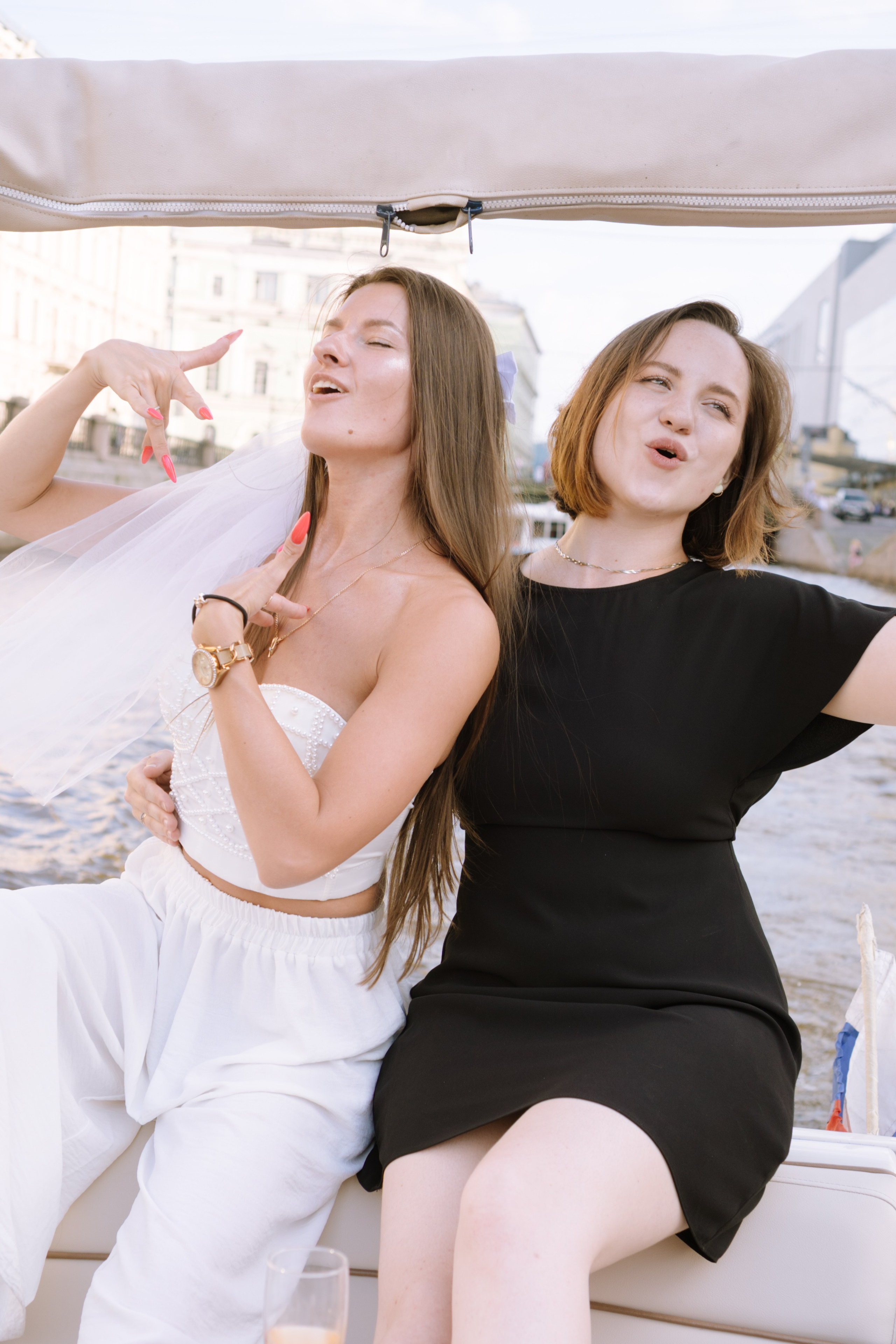 ДЕВИЧНИК НА КАТЕРЕ. Профессиональный фотограф, Санкт-Петербург — Виктория Богомолова