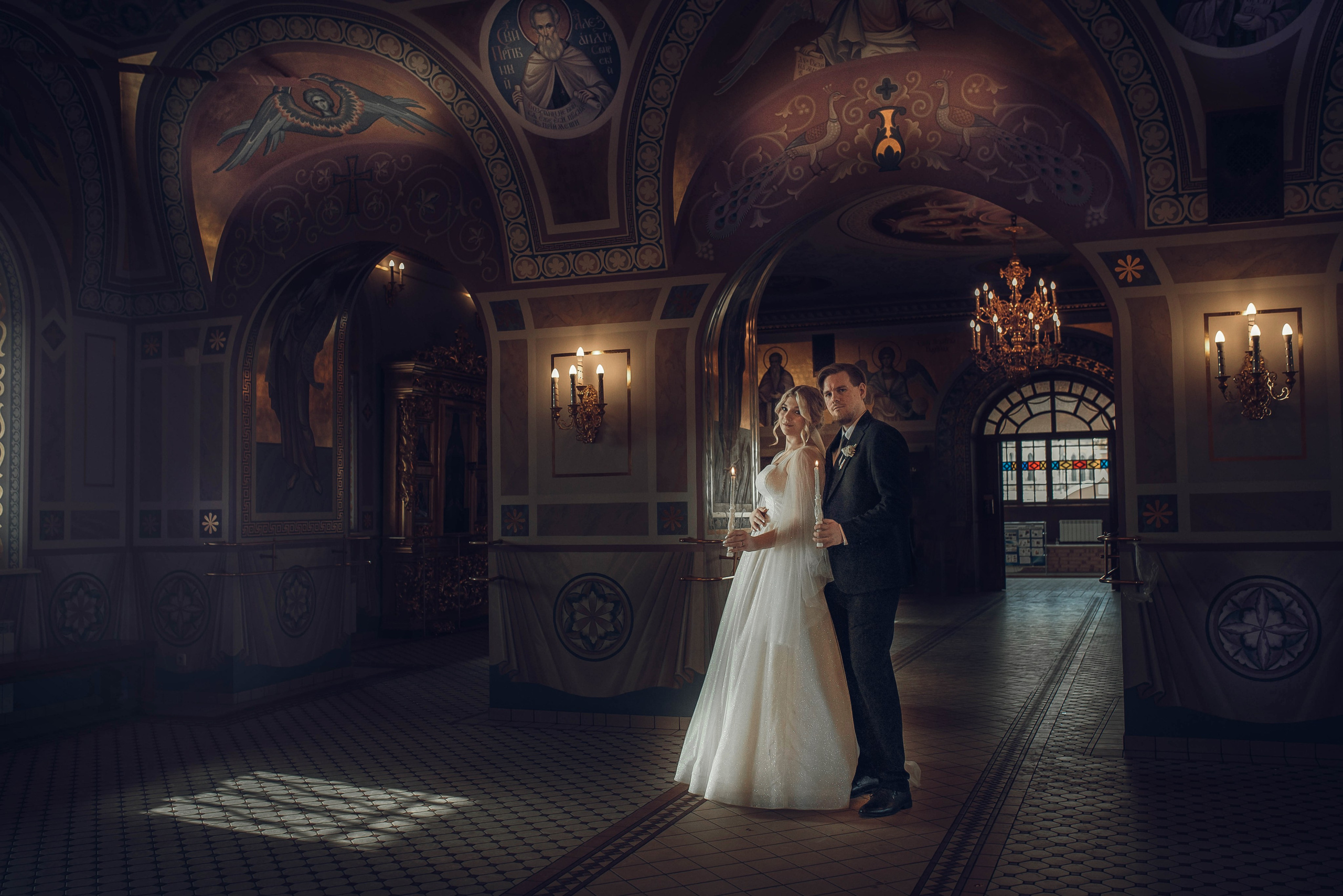 молодожены в сартове, пара в саратове ,съемка в храме, сьемка в храме москва, венчание в саратове, венчание москва , фоотосъемка венчание, фотограф на венчание 