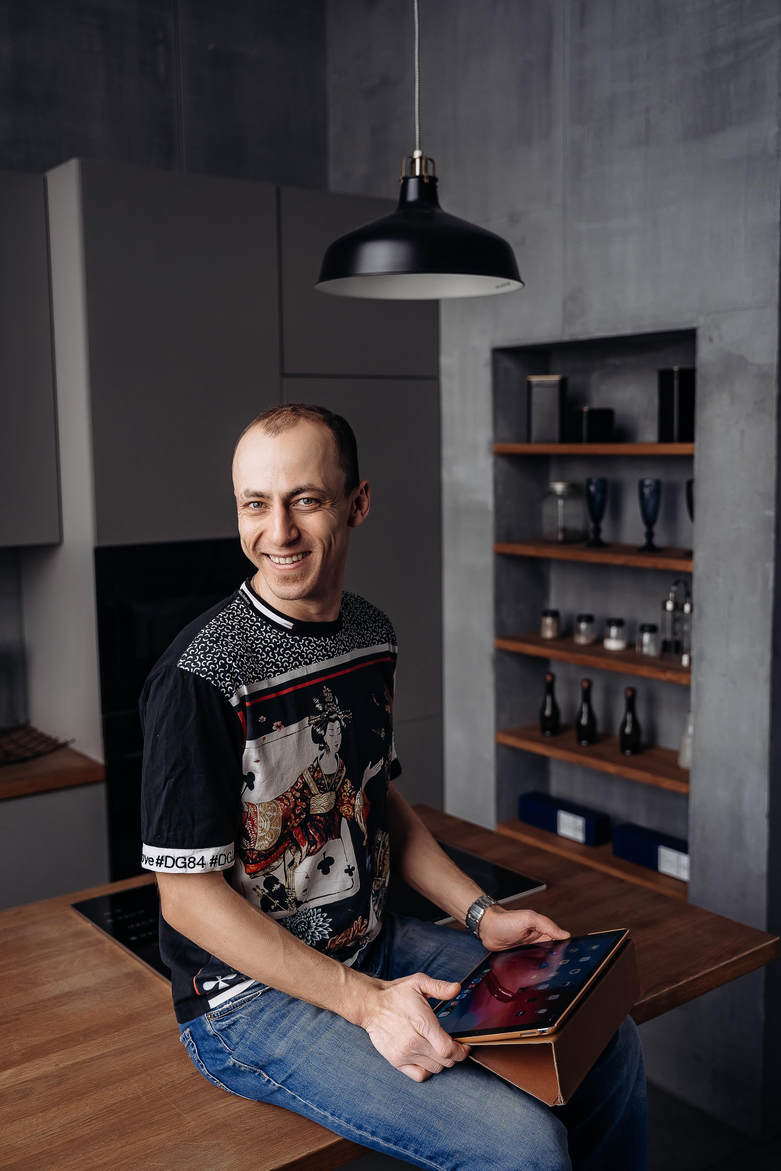 Бизнес фотосессия для бизнес тренера Дениса