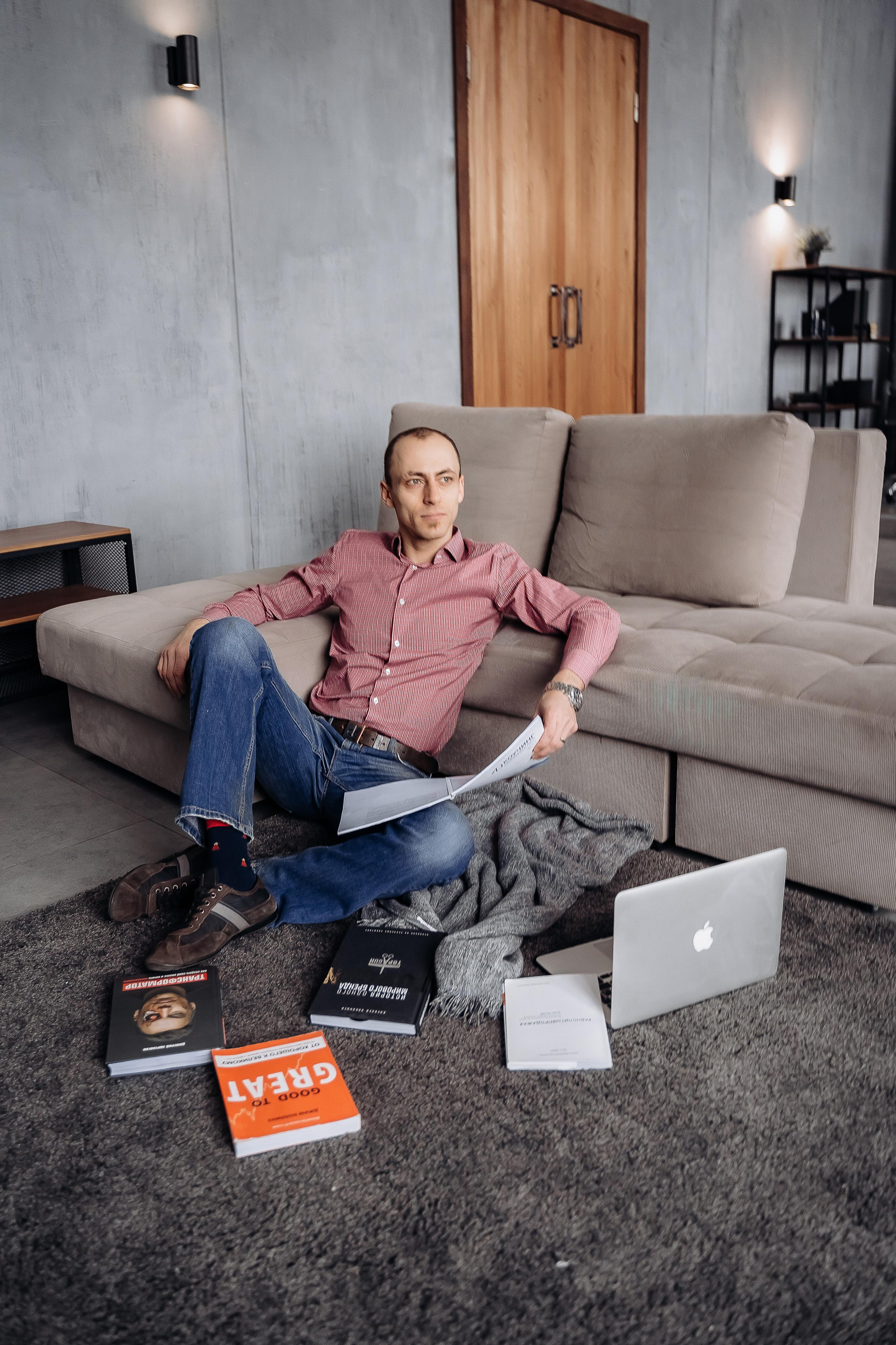 Бизнес фотосессия для бизнес тренера Дениса