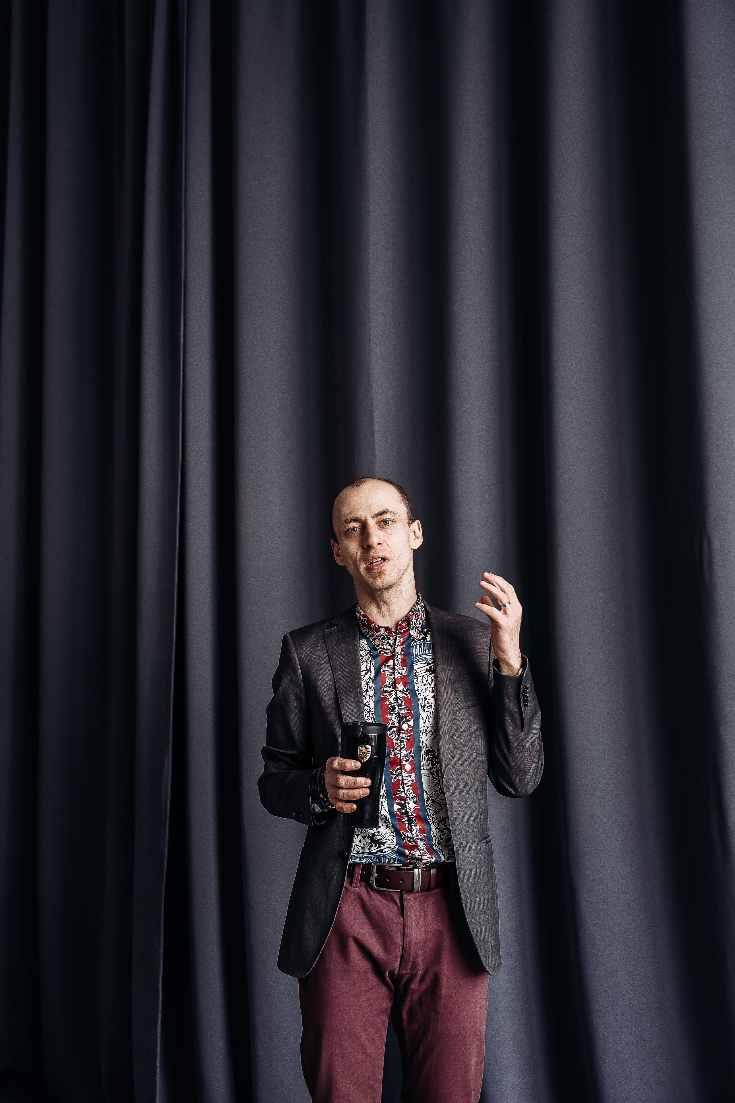 Бизнес фотосессия для бизнес тренера Дениса