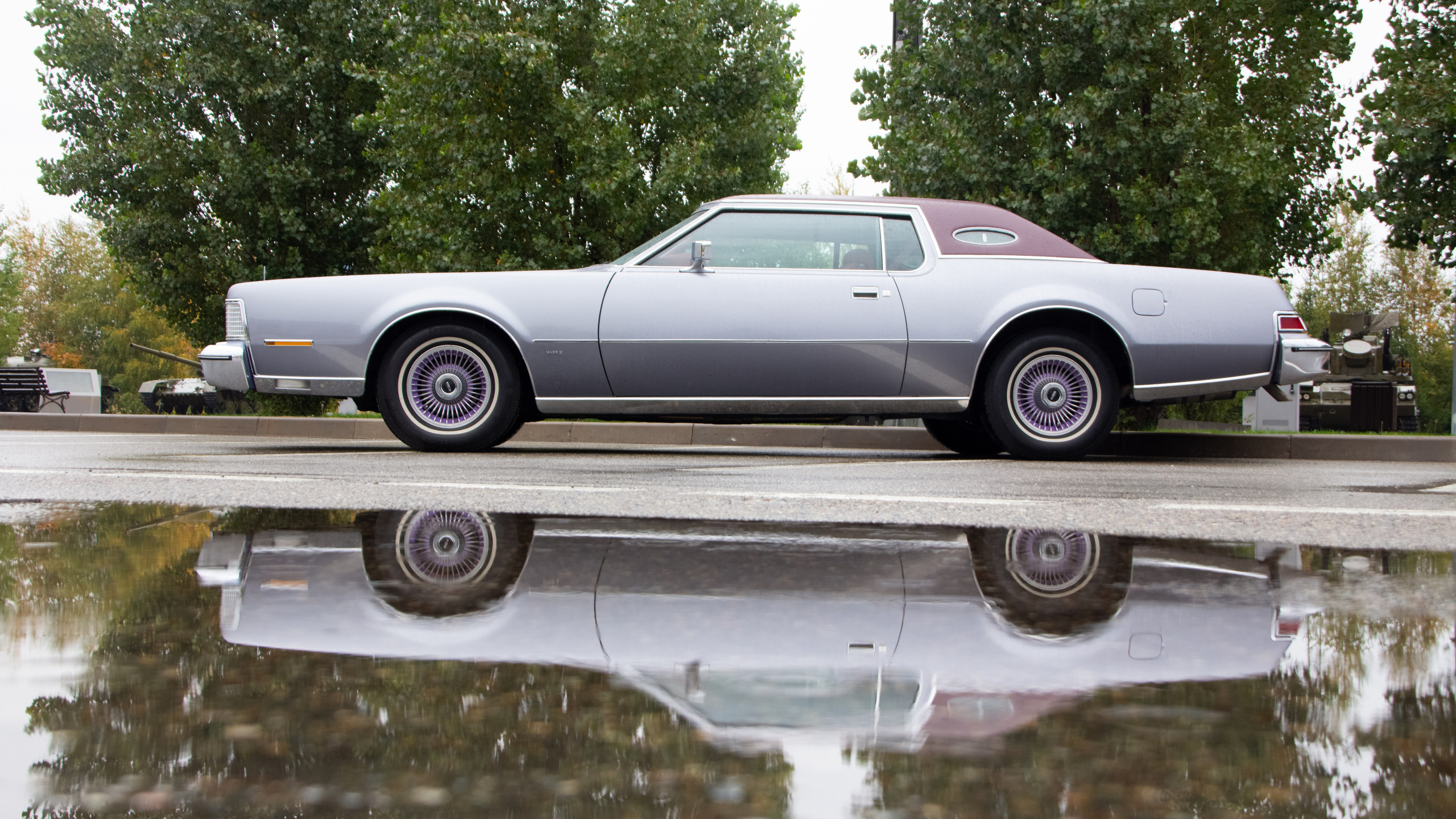 Фото Lincoln Continental Mark IV — купе американской классики