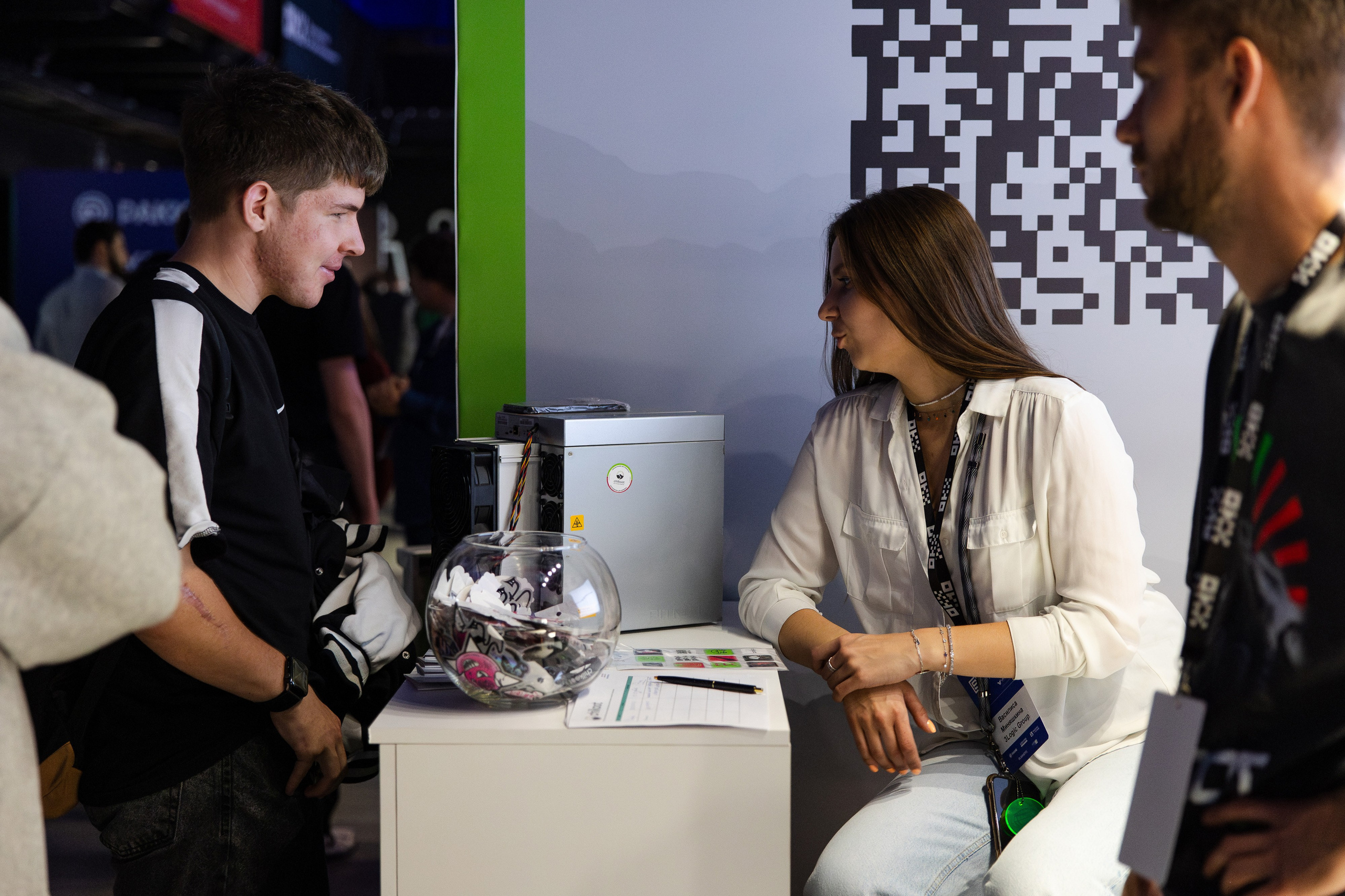 Crypto Summit (1). Свадебный репортажный фотограф в Москве