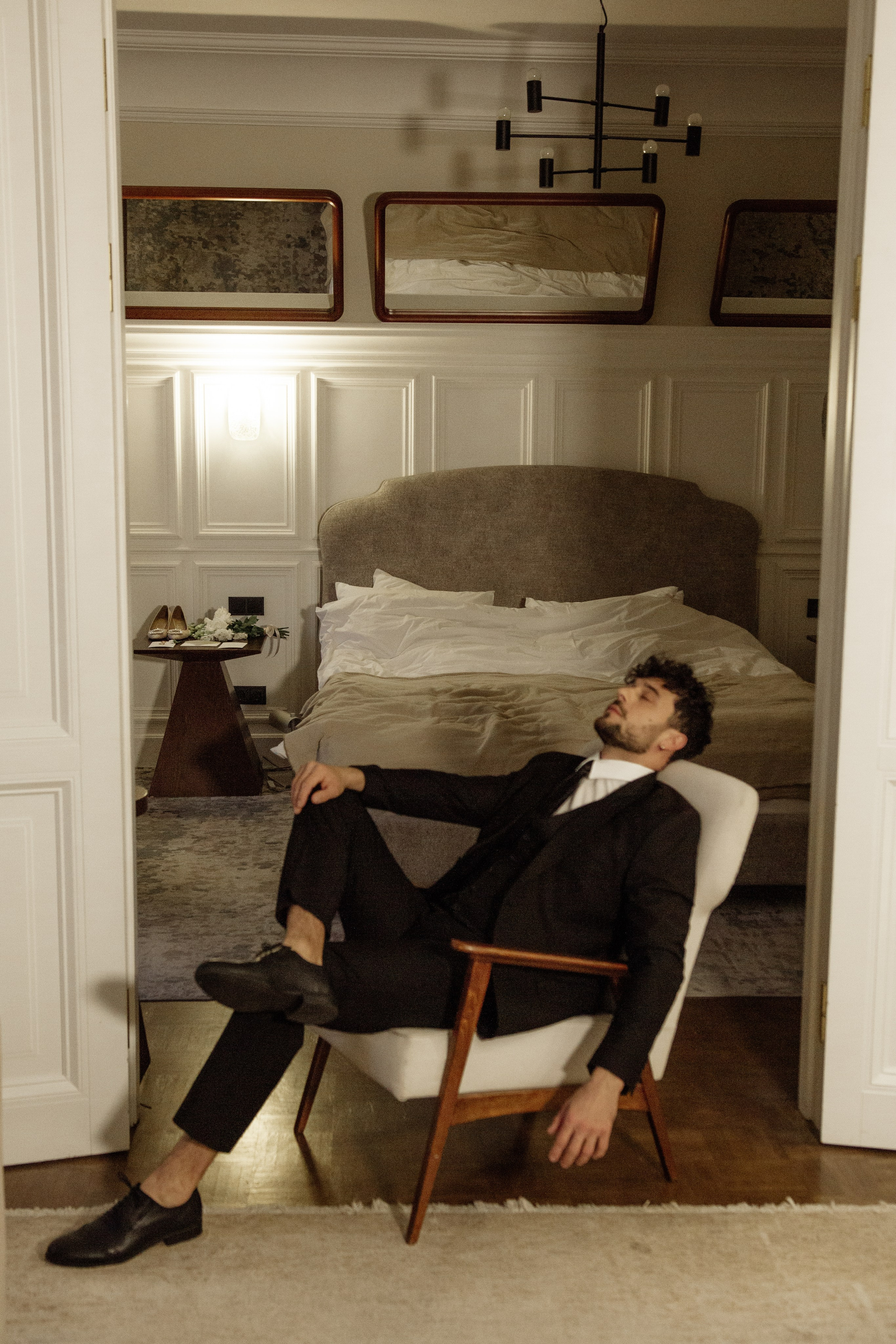 сборы жениха в отеле гостинице апартаментах