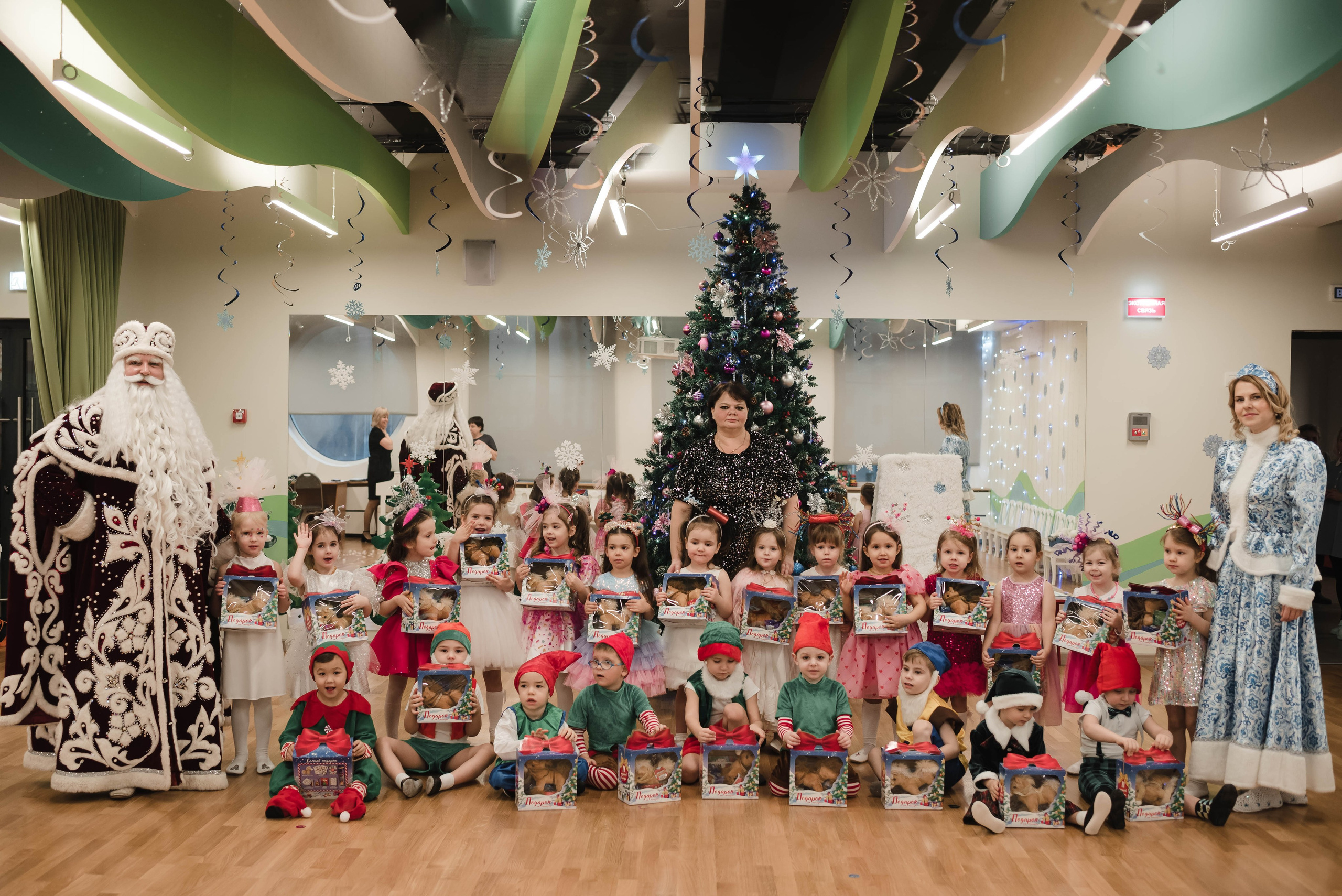 Детский садик Новый год. Фотограф в Москве новорожденные свадьбы семьи Дарья Ларионова