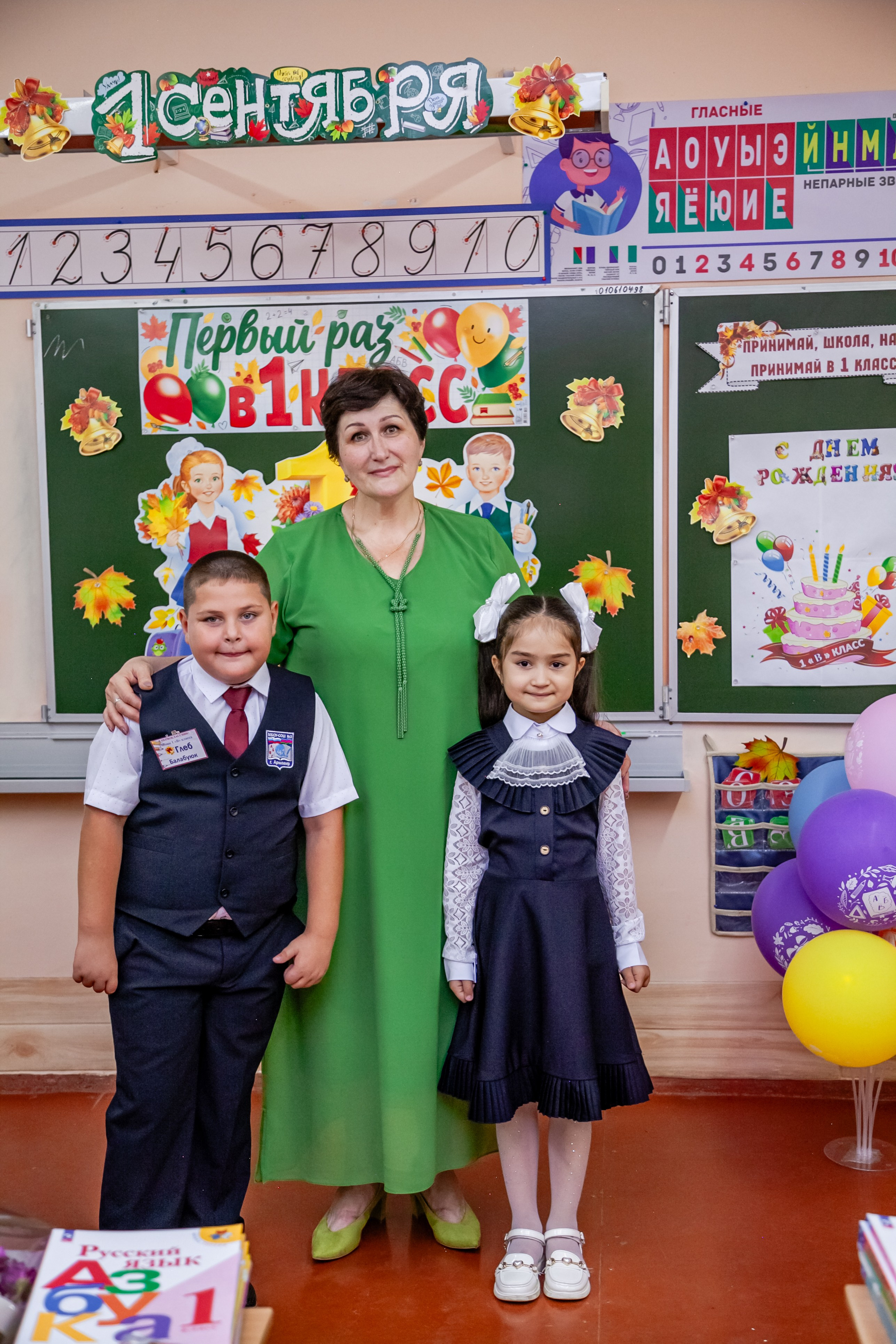 1 сентября линейка. Свадебный и семейный фотограф в Армавире