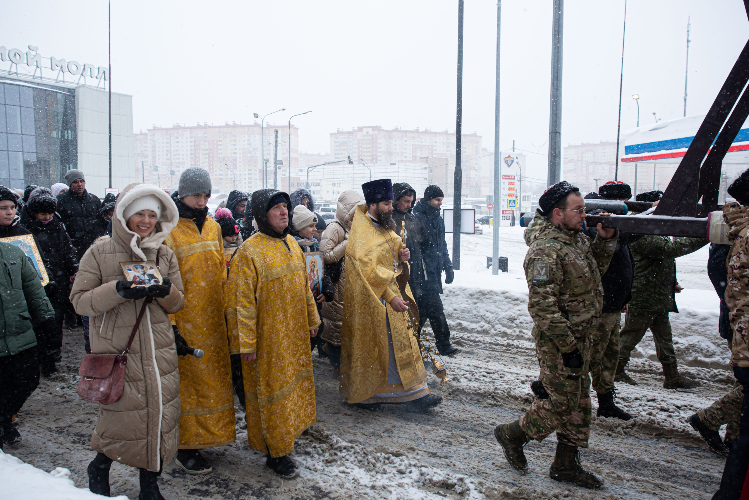 Крестный ход по д. Островцы Раменского городского округа. Семейный и детский фотограф Анна Петракова