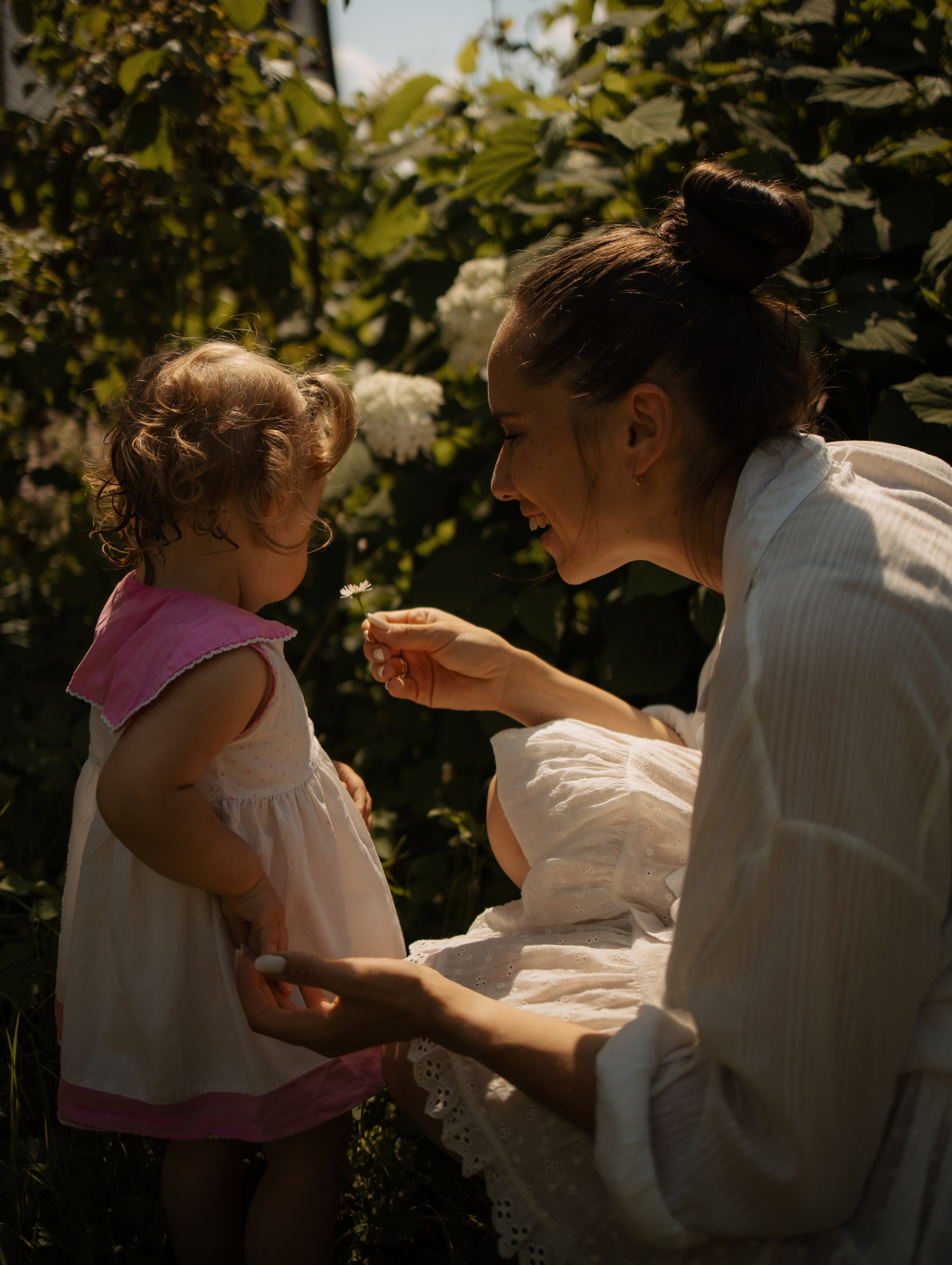 Дачная фотосессия летом у бабушки. Фотограф Углич и Ярославль Ольга Тятюшкина