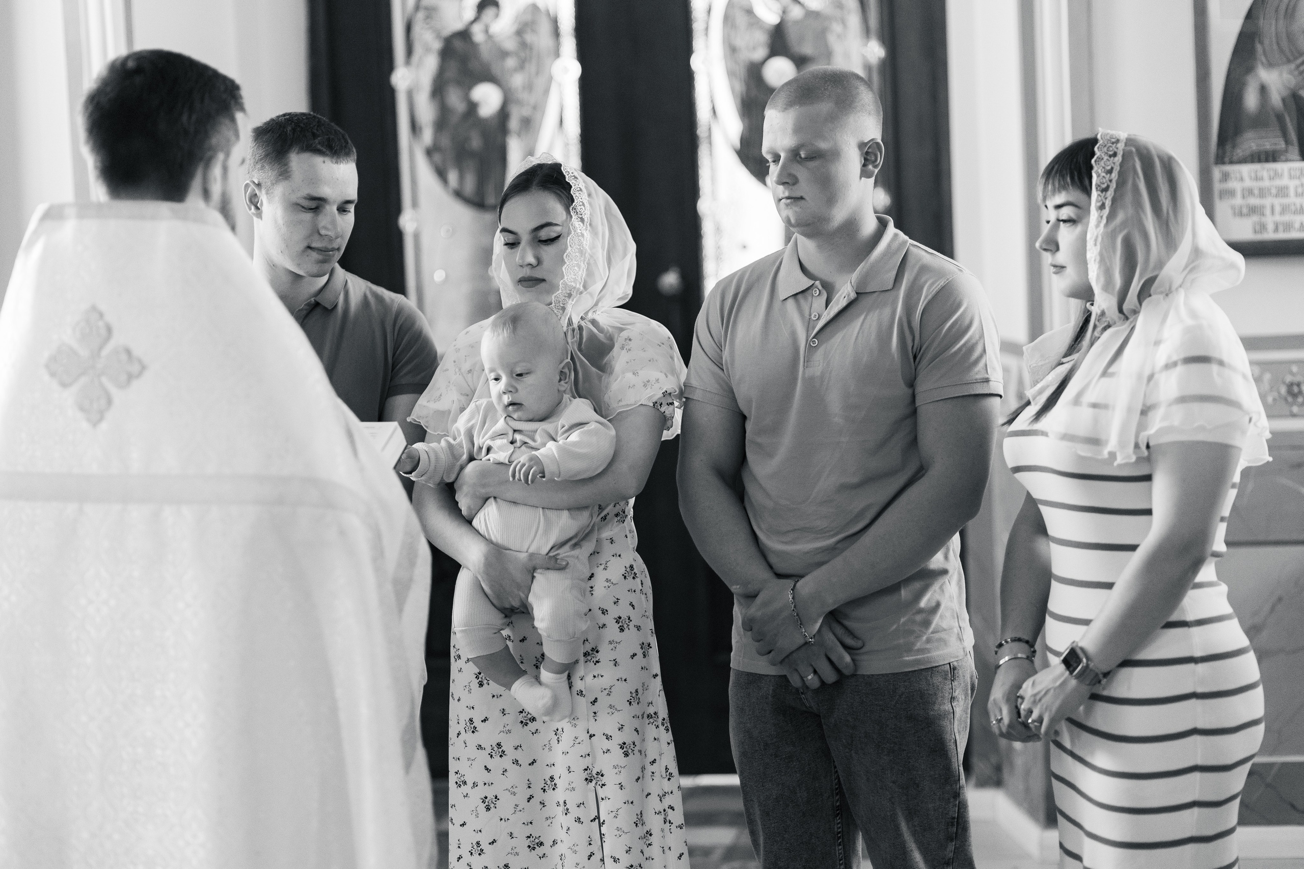 Крещение Николая в Церкви Троицы Живоначальной. Анастасия Безуглова- свадебный фотограф в Таганроге