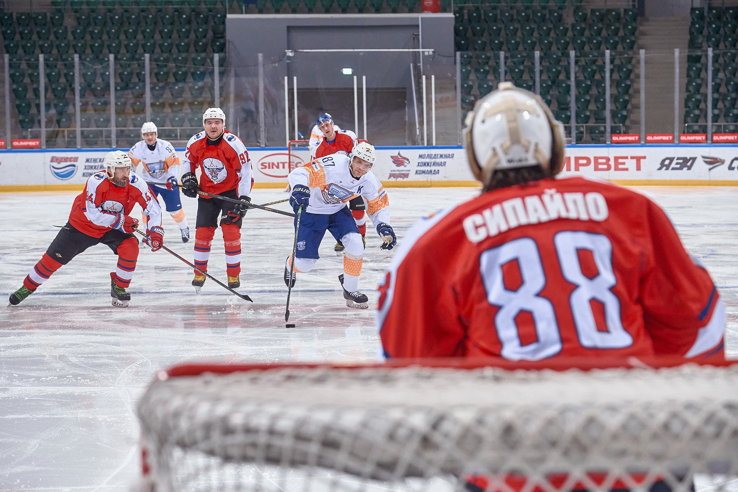 Платинум Арена — Хоккей — РусГидро. Фотограф Яковлев Роман — Красноярск