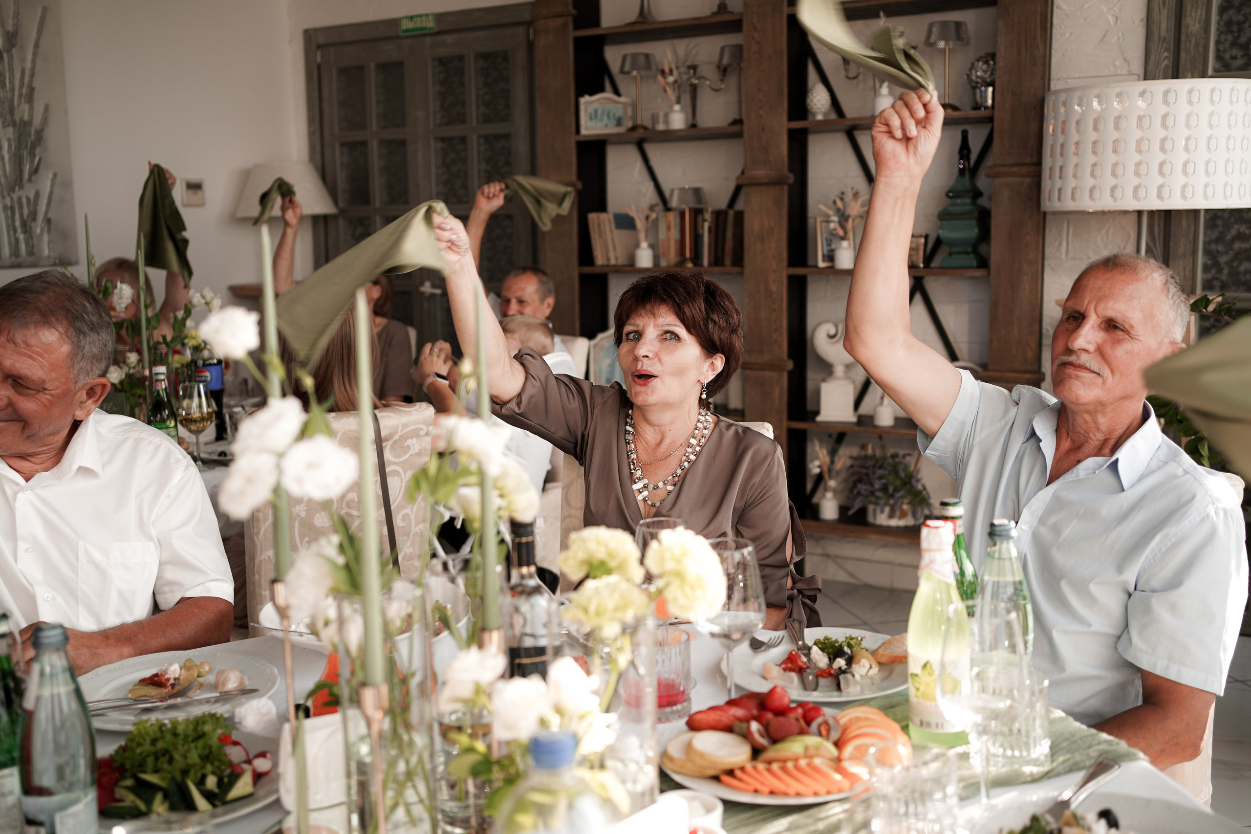Банкет в ресторане «Европа». Свадебный фотограф в Ростове-на-Дону. Таинство Крещения и Венчания, семейные фотосессии. Алёна Чёботова