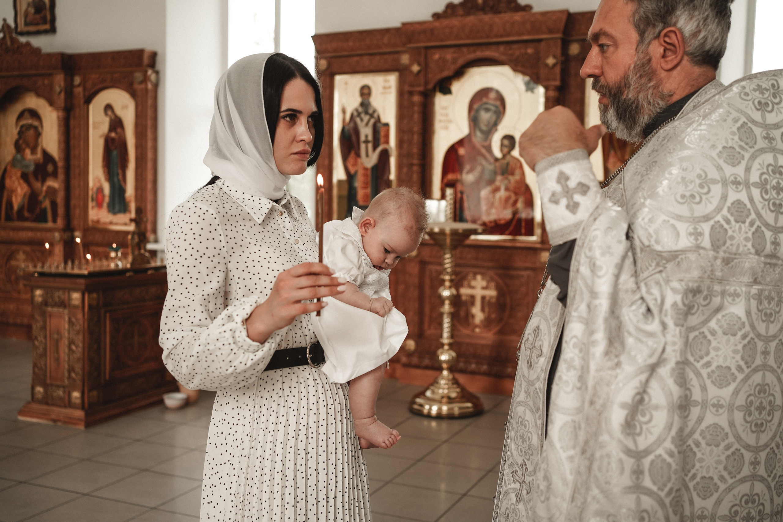 Таинство Крещения в Успенском храме. Свадебный фотограф в Ростове-на-Дону. Таинство Крещения и Венчания, семейные фотосессии. Алёна Чёботова