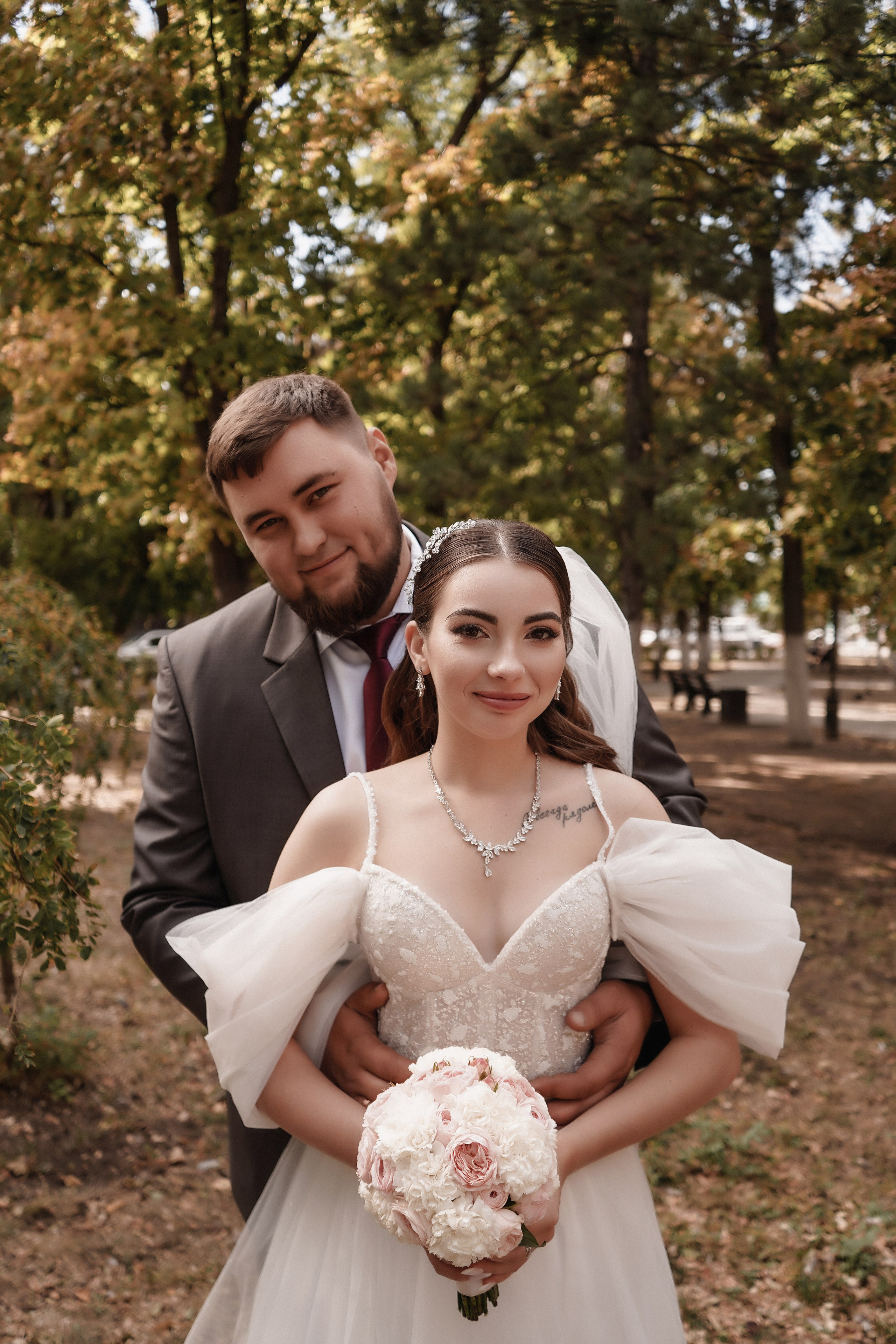 Свадебная фотосессия в Новочеркасске. Александровский парк и Вознесенский войсковой всеказачий собор. Андрей и Елена. Свадебный фотограф в Ростове-на-Дону. Таинство Крещения и Венчания, семейные фотосессии. Алёна Чёботова