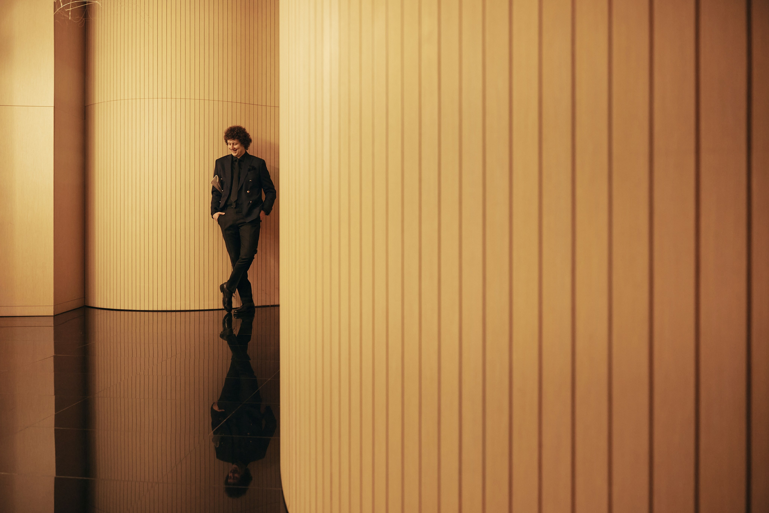 Фотосессия для ведущего Евгения Калашникова: создание стильного визуального контента для личного бренда. Дмитрий Мазуркевич: Профессиональный Репортажный Фотограф