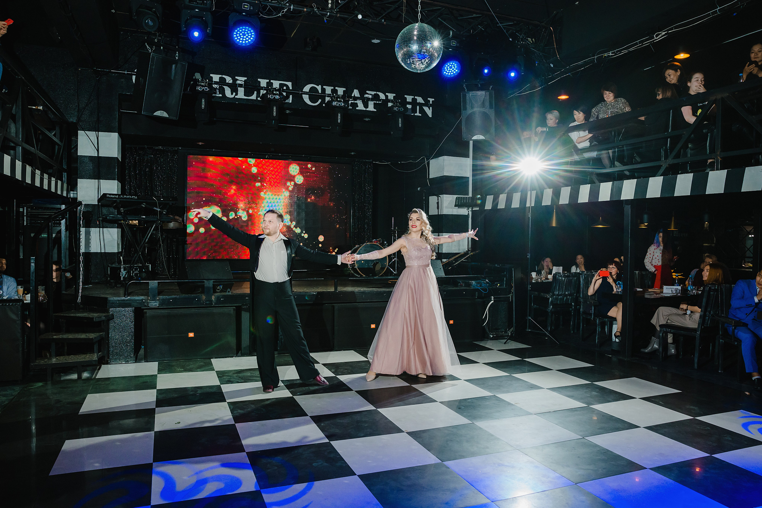 Шоу Талантов Миссис Бурятия. Фотограф и видеограф в Улан-Удэ: Аюна Габагуева и Артём Шаханов