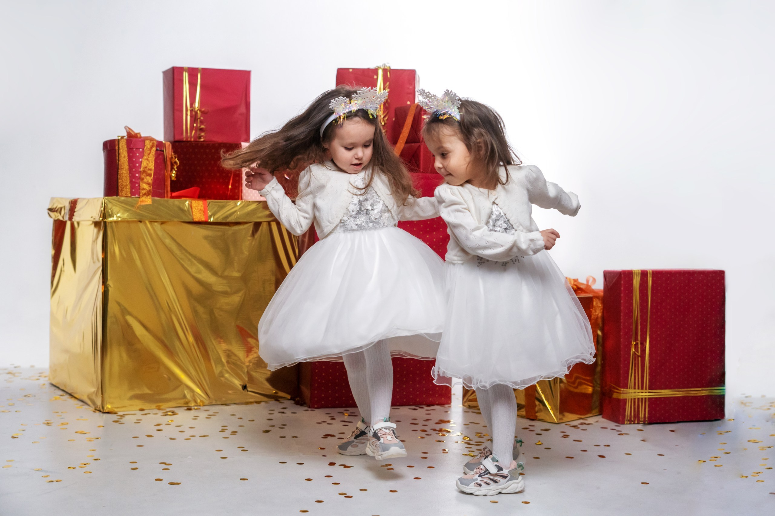 Новогодняя съемка в студии. Мила Посвит Фотограф новорожденных в Тобольске