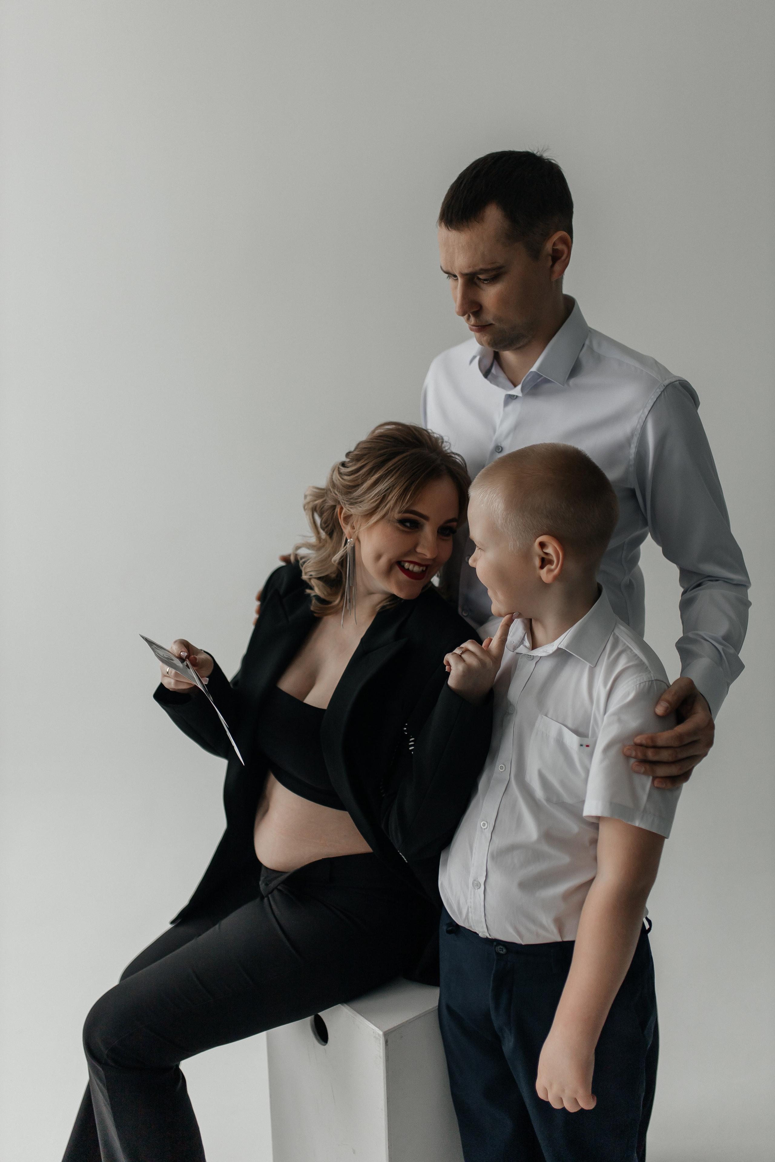 Лиза и семья. Семейный фотограф Губкин/Старый Оскол