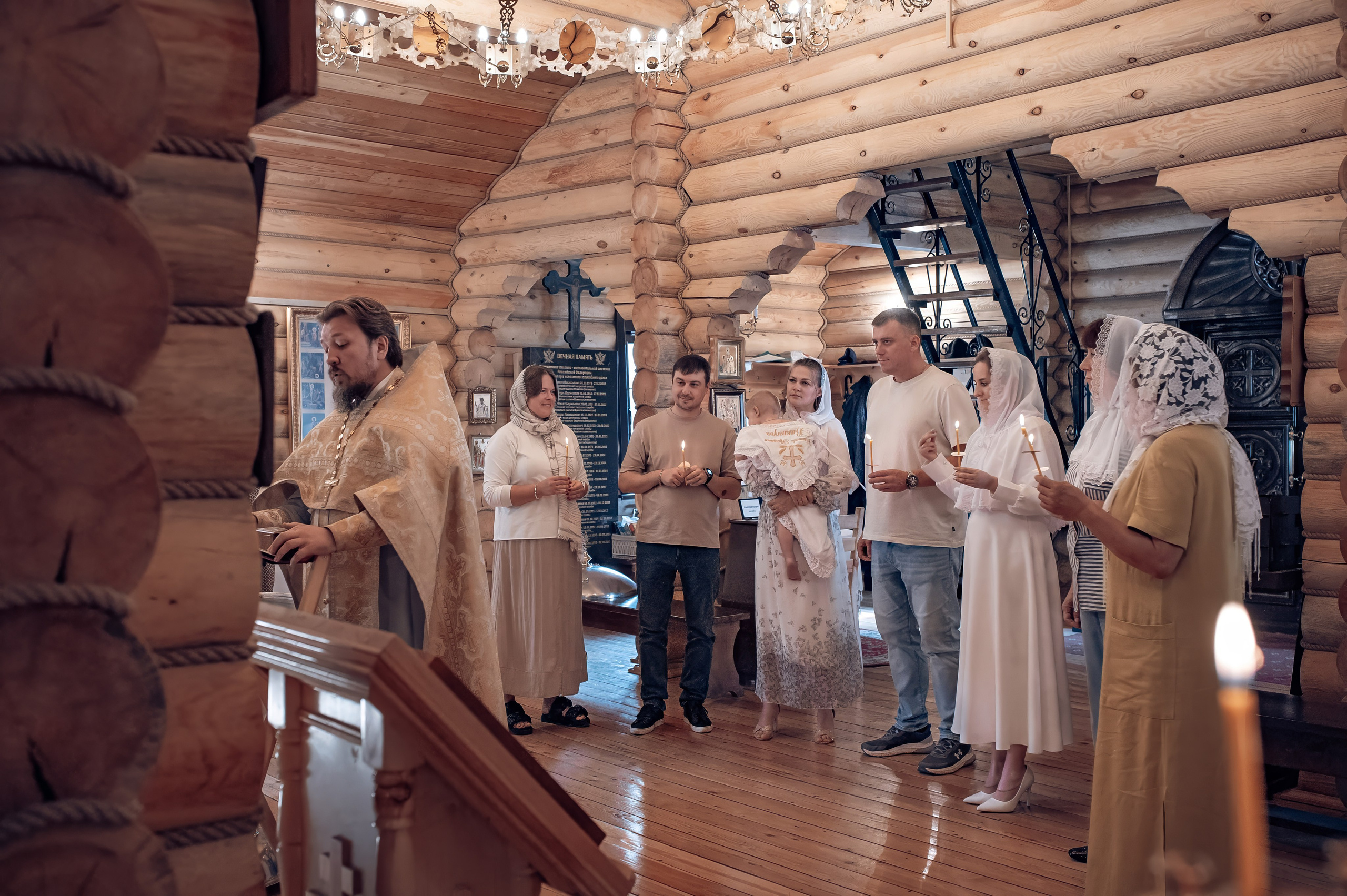 Крещение Витюши в храме священномученника Амфилохия. Фотографы крещения/венчания  Красноярск Татьяна и Вячеслав Переваловы