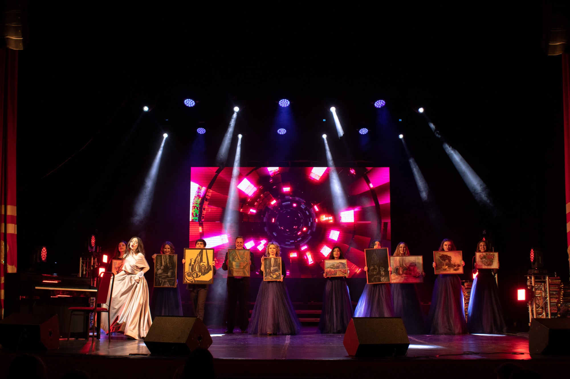 Конкурс красоты Мисс КубГУ 2021. Репортажный, промышленный и маркетплейс-фотограф Дмитрий Чернат