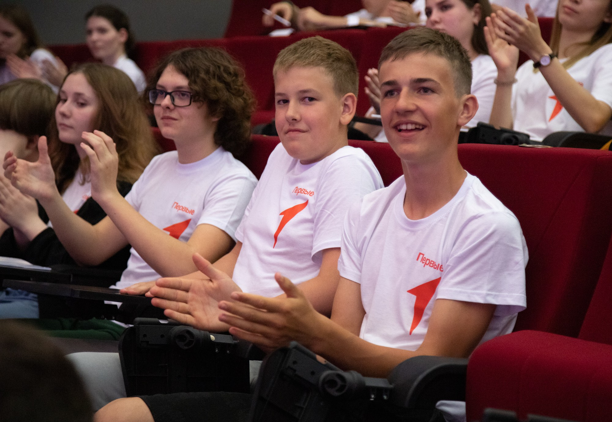 Первый фестиваль Движения Первых в Краснодаре. Репортажный, промышленный и маркетплейс-фотограф Дмитрий Чернат