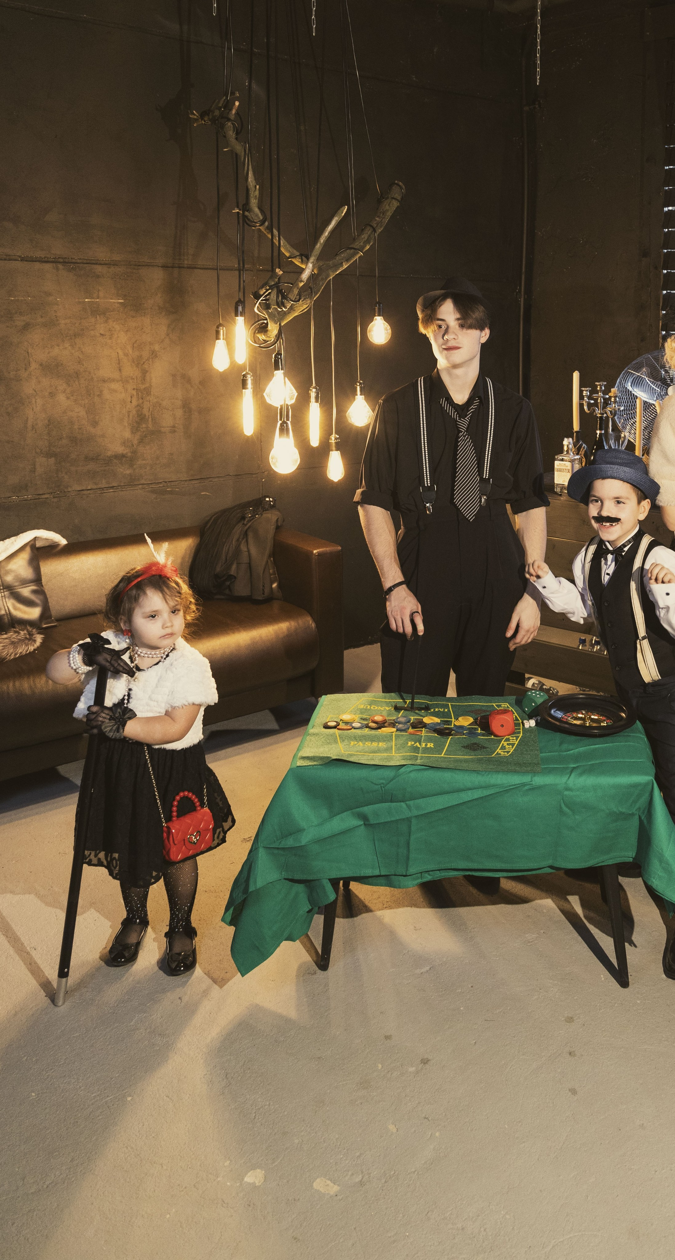 Семья Волковых. Фотограф для маркетплейсов, фотоуслуги в Жуковском Татьяна Марсуверских