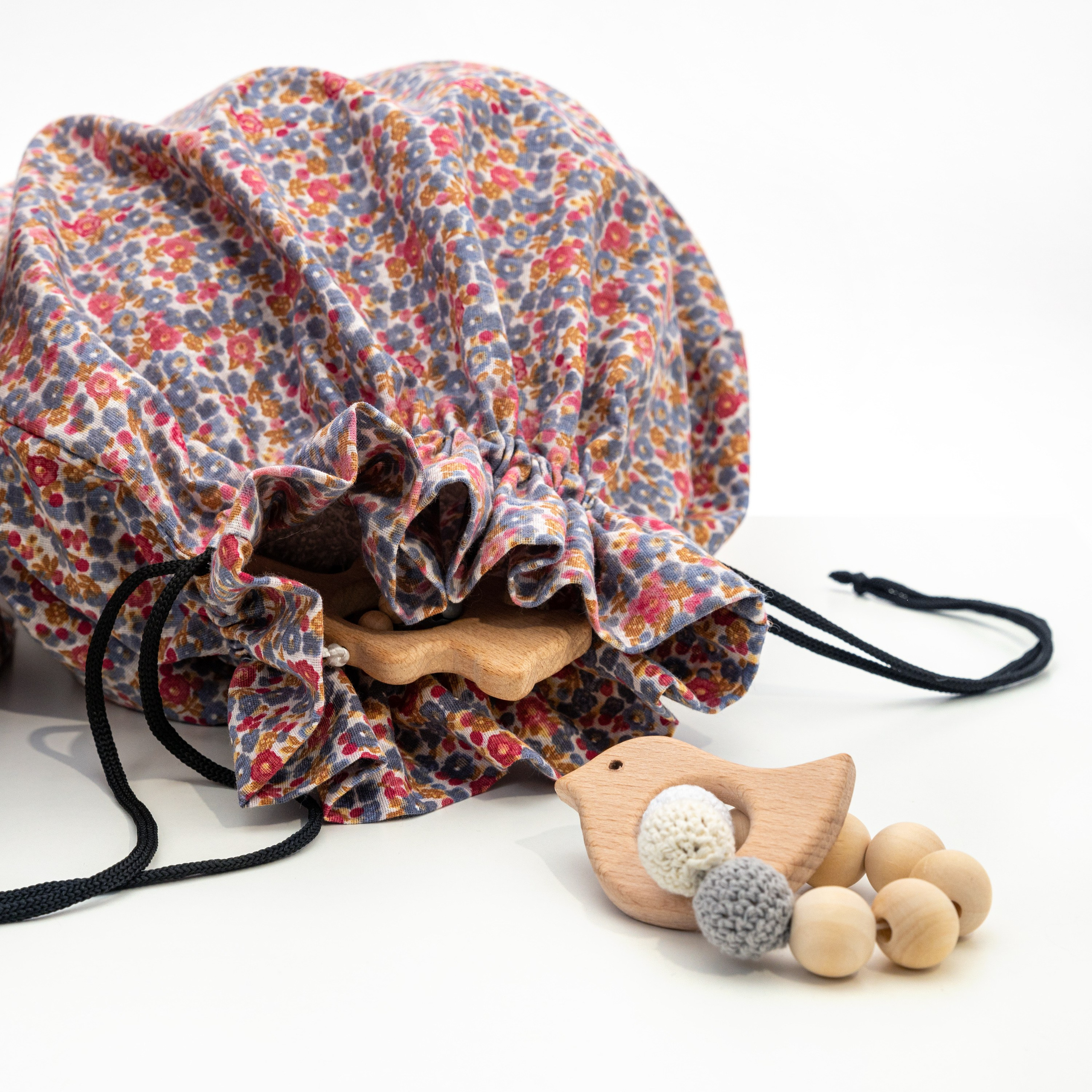 Маркетплейс. Предметный и репортажный фотограф в Москве