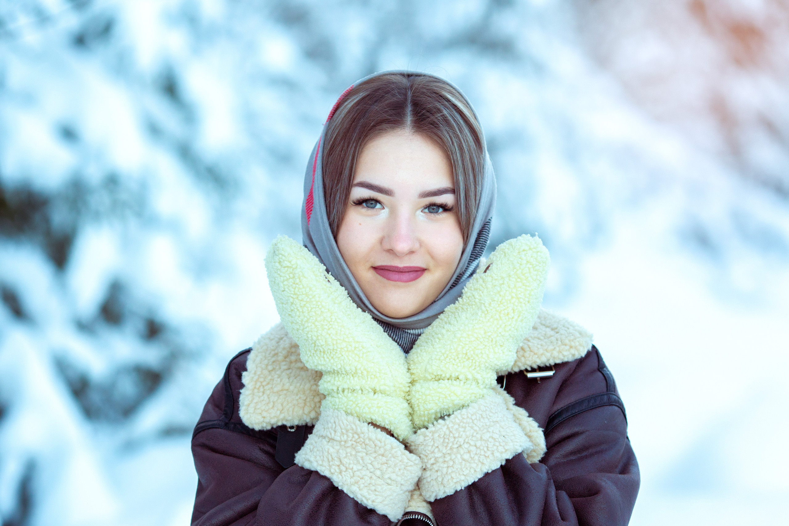 Лена. Фотограф Антонина Свешникова. ВЫПУСКНЫЕ ФОТОКНИГИ для детских садов и школ. Москва, Владимир