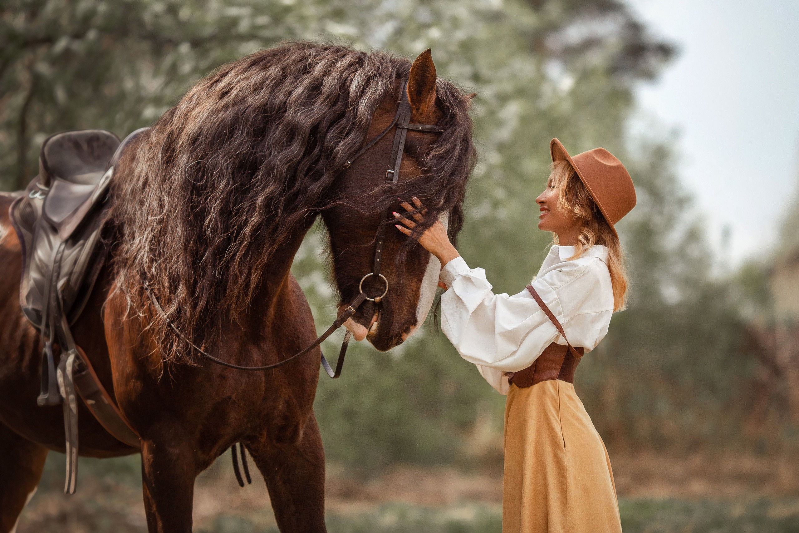 Женственность. Анна Молчанова конный фотограф в Тюмени | фотосессии с лошадьми Тюмень