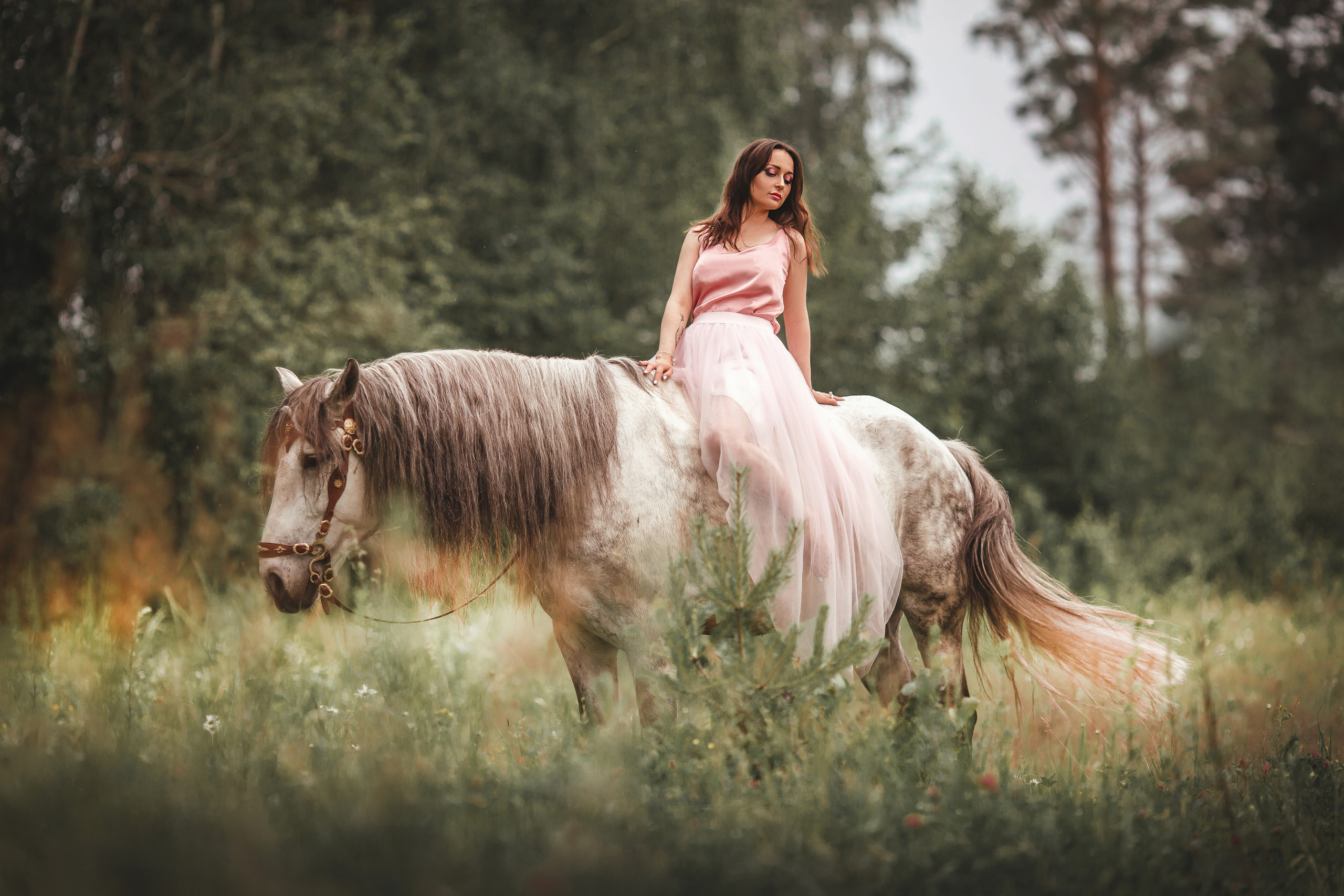 Розовый комплект (юбка-фатин и розовый атласный топ). Размер 44-46. 