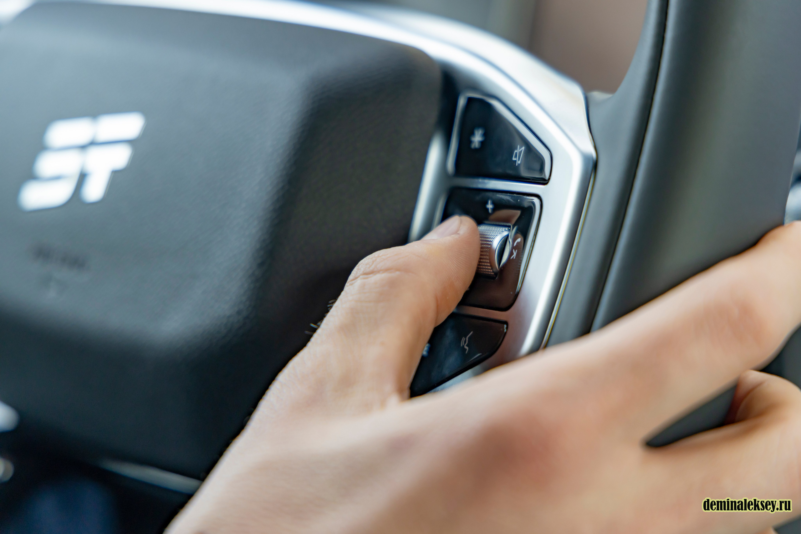 Тест драйв jetour t2. Репортажный, семейный и студийный фотограф в Москве Демин Алексей