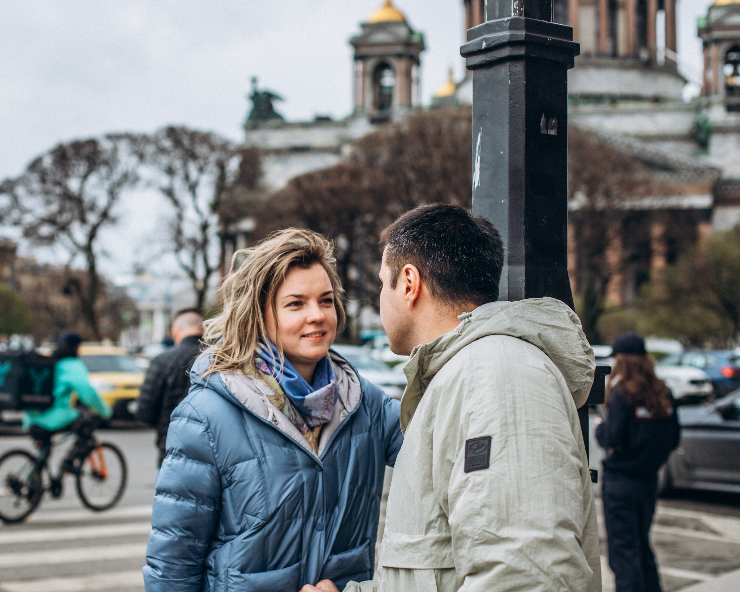 Руслан и Елена в апреле. Фотопрогулка в Петербурге. Индивидуальный и семейный фотограф в Санкт-Петербурге