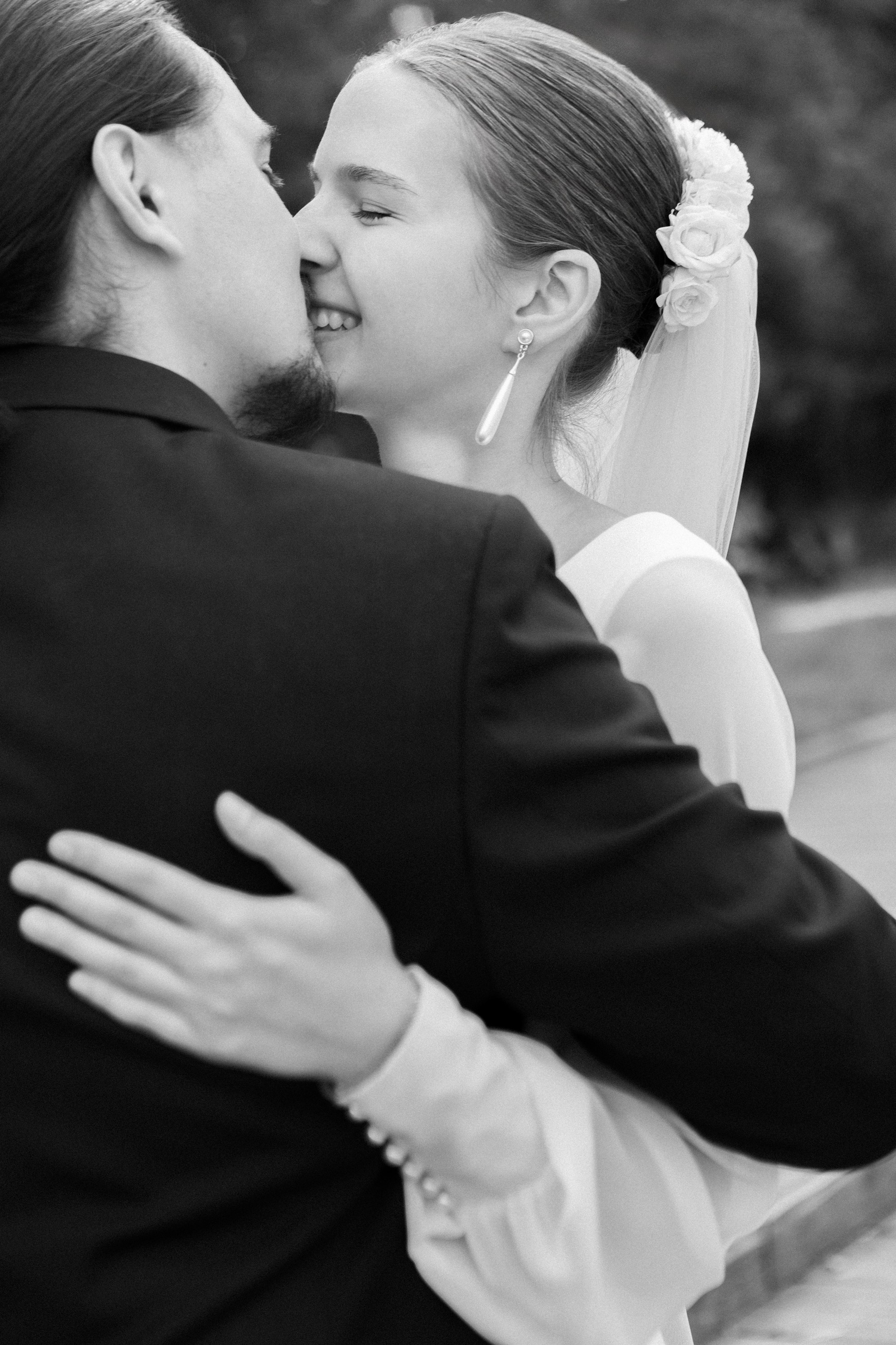 Фотограф Калагина Светлана в Москве. Снимаю свадебные фотосессии, включающие съемку в ЗАГСе и прогулку молодоженов