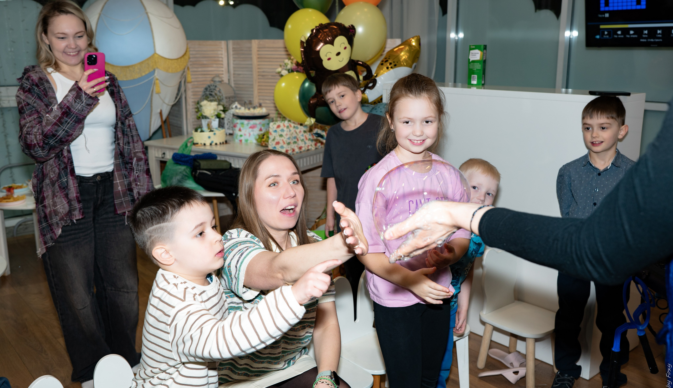 День рождения Саши в «Happy». Фотограф мероприятий и студийные съёмки в Челябинске Евгения Foxy