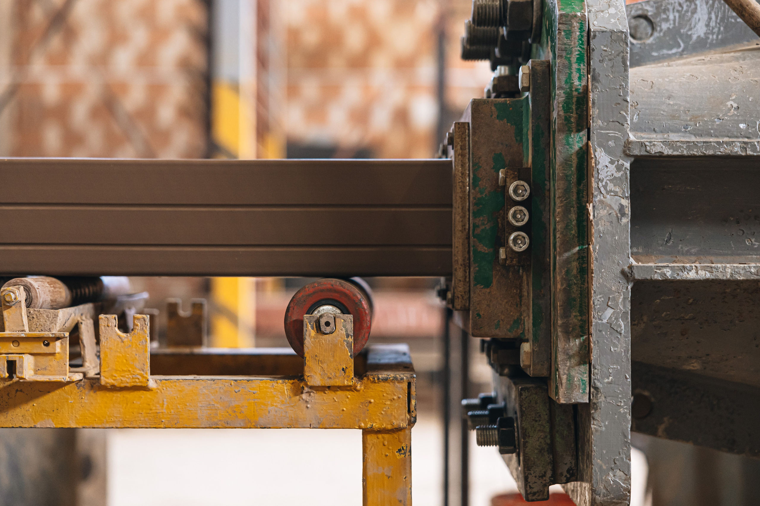 BKK. The content is a survey of the factory. KRIS KRUPINNIKOVA