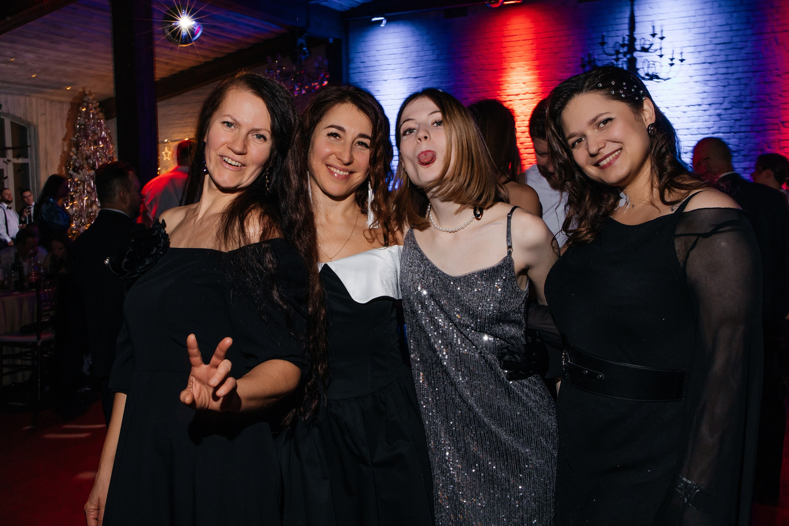 Ретро Корпоратив «РУССКАЯ ЛАБОРАТОРИЯ». Фотограф в Санкт-Петербурге Виктория Безверхая