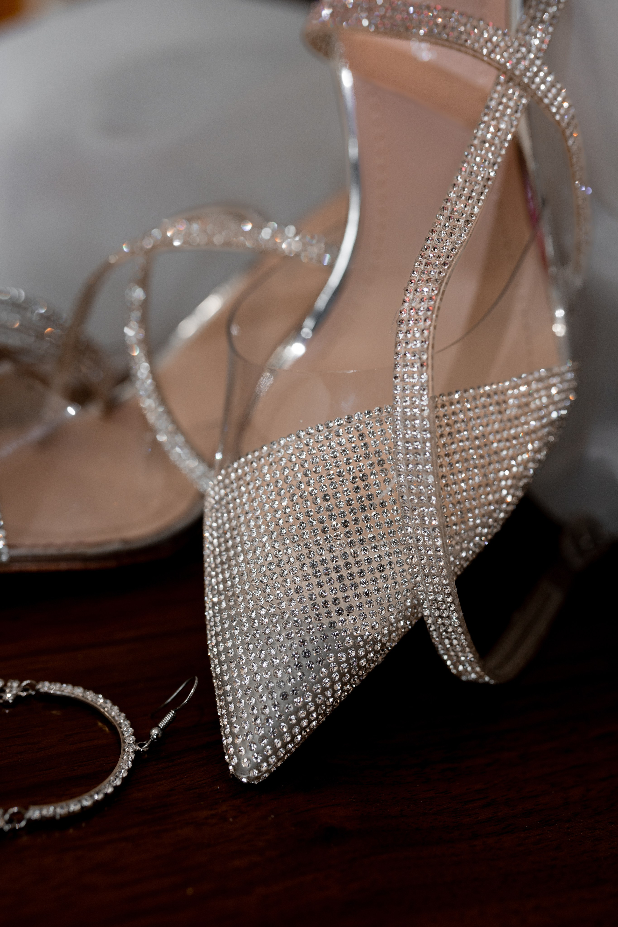 Предметная фотография, свадебная фотосессия в Анапе, туфли невесты