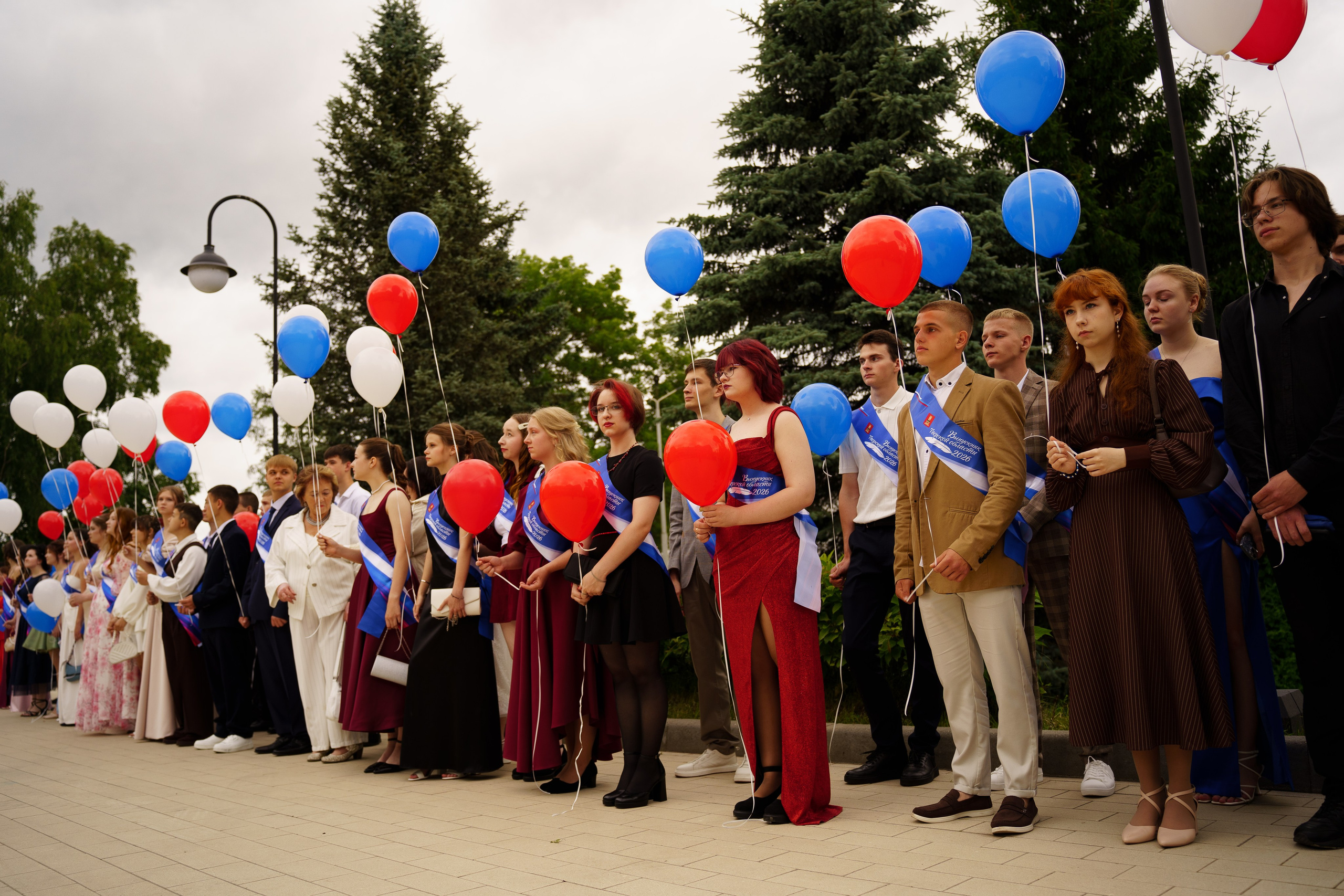 Выпускной 2026. Фотограф Торопец Кристина Абрамова Kanwellia photography