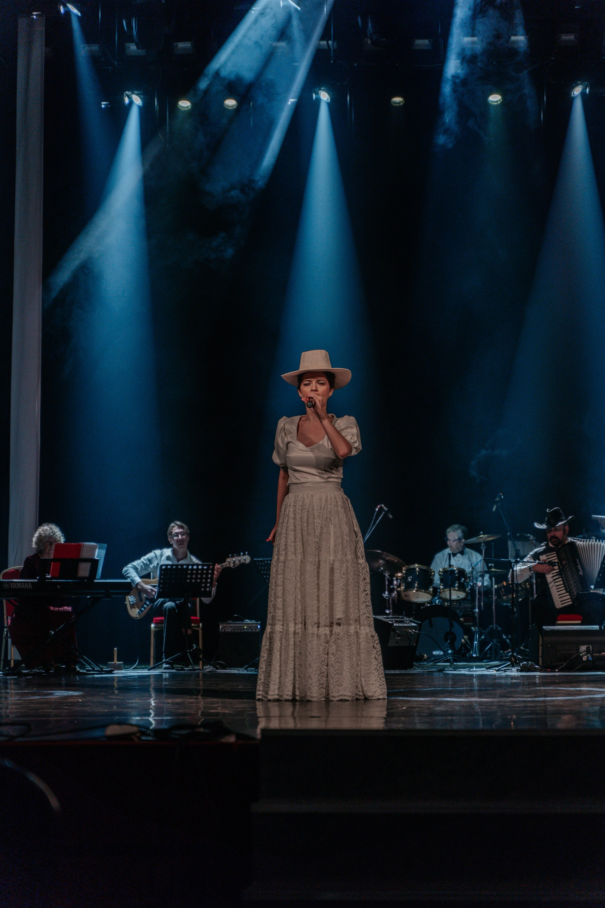 AMOSOVA. Фотограф первого впечатления