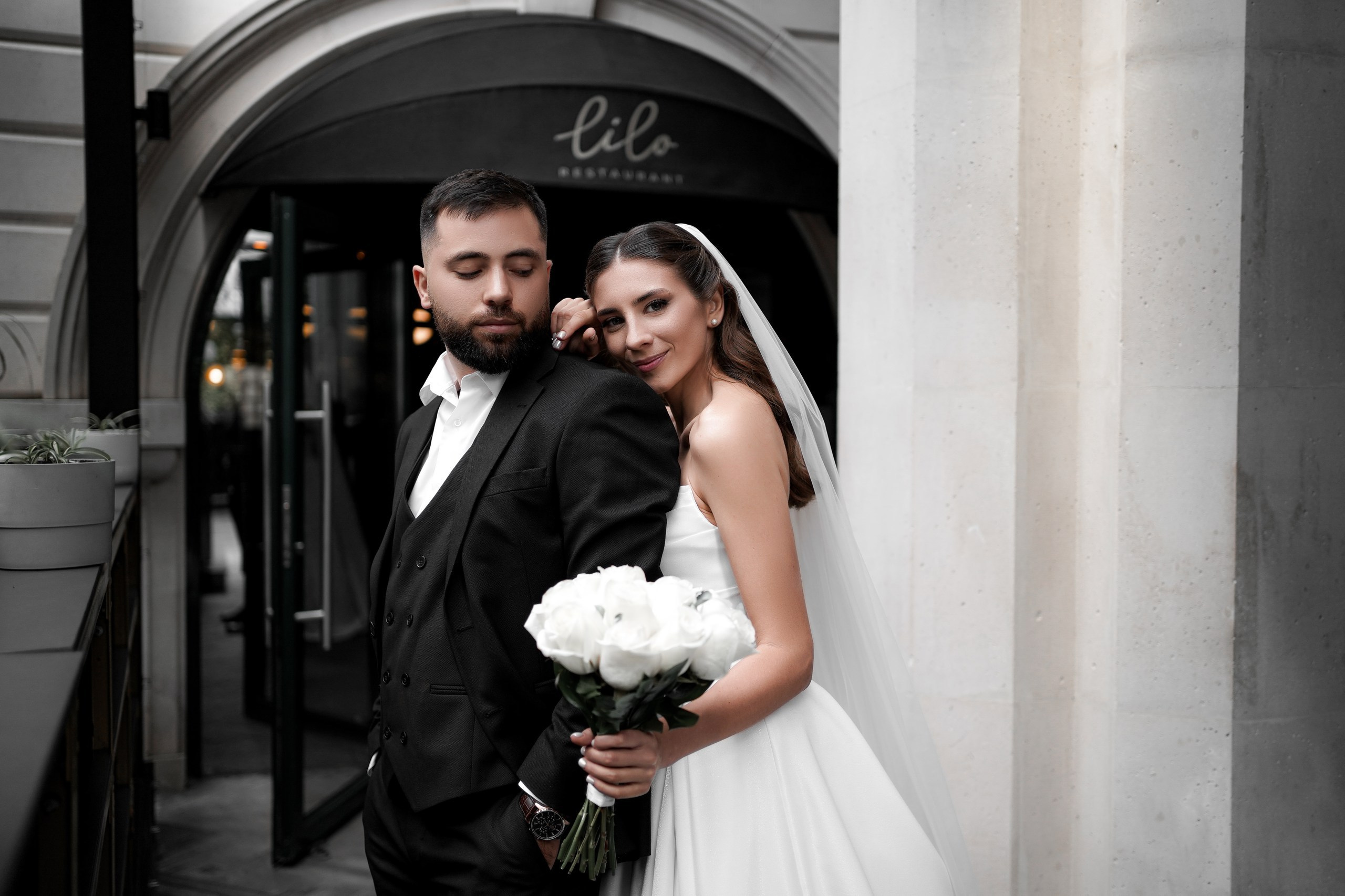 Виктория и Тарон в отеле Арка. Свадебный фотограф Ростов-на-Дону. Свадебный фотограф в Ростове-на-Дону. Таинство Крещения и Венчания, семейные фотосессии. Алёна Чёботова