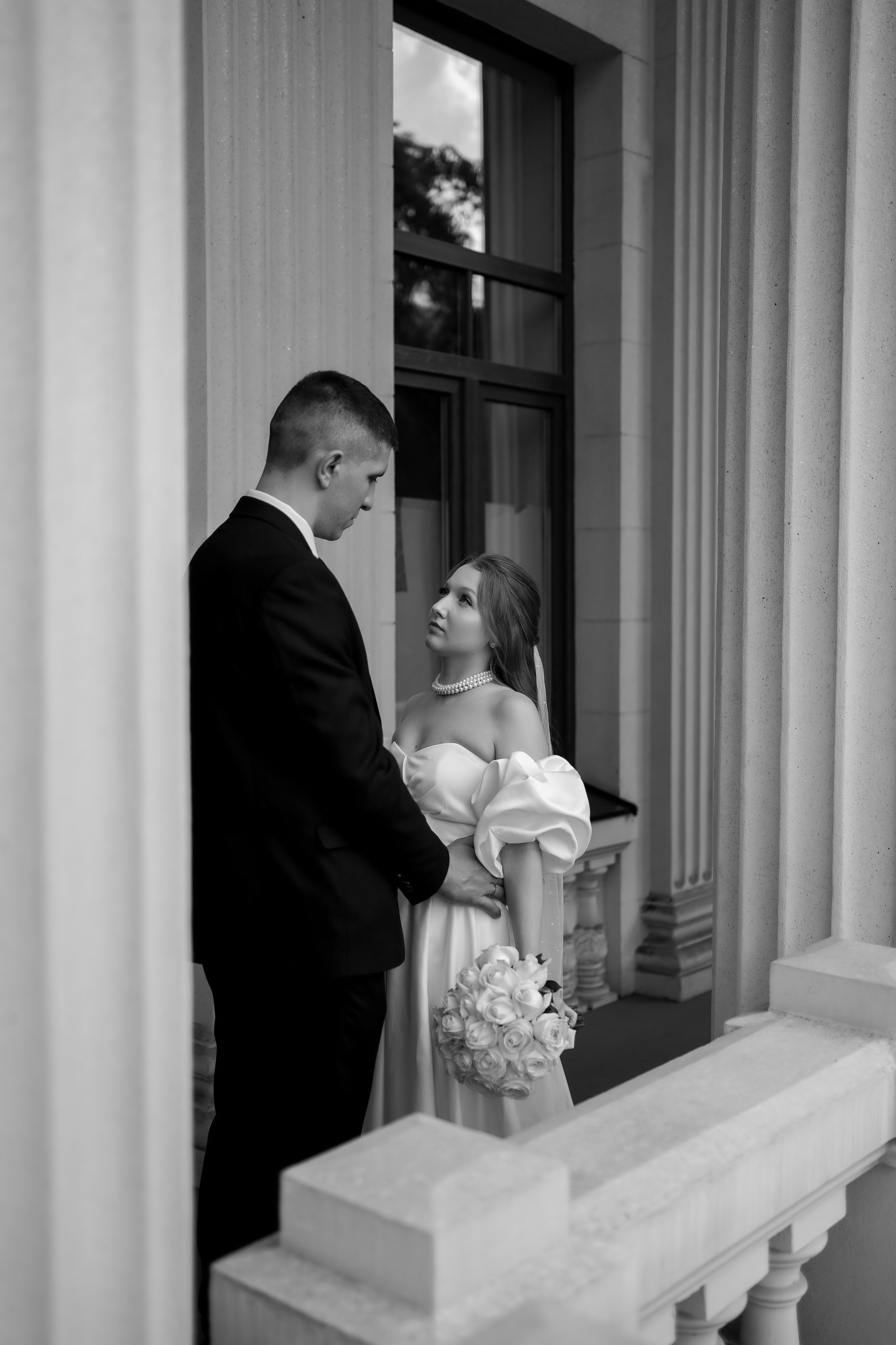 Свадебная прогулка Жанны и Рамиса в парке имени Октябрьской революции. Свадебный фотограф в Ростове-на-Дону. Таинство Крещения и Венчания, семейные фотосессии. Алёна Чёботова