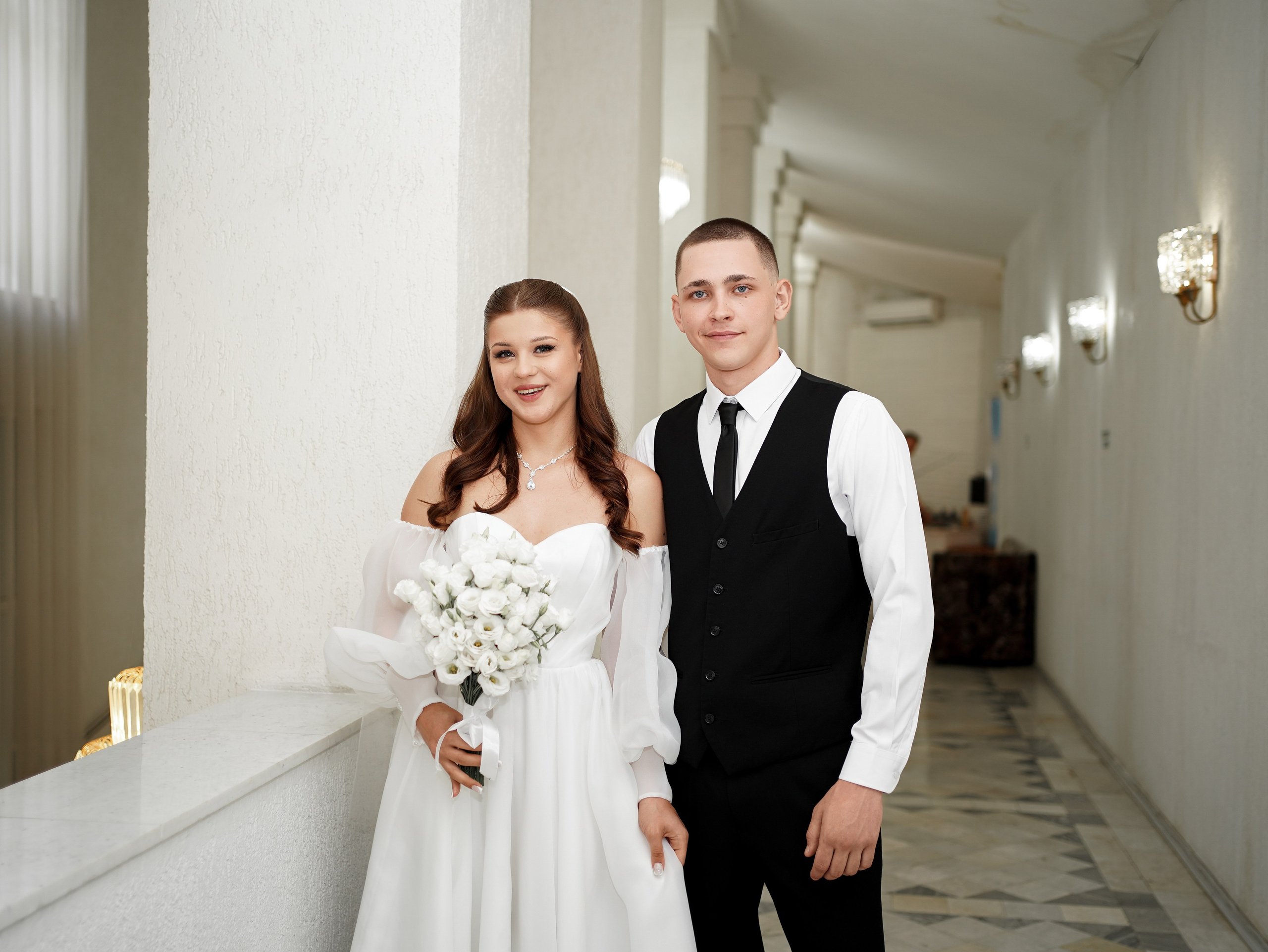 Свадебная фотосессия в Пролетарском ЗАГСе. Свадебный фотограф в Ростове-на-Дону. Таинство Крещения и Венчания, семейные фотосессии. Алёна Чёботова