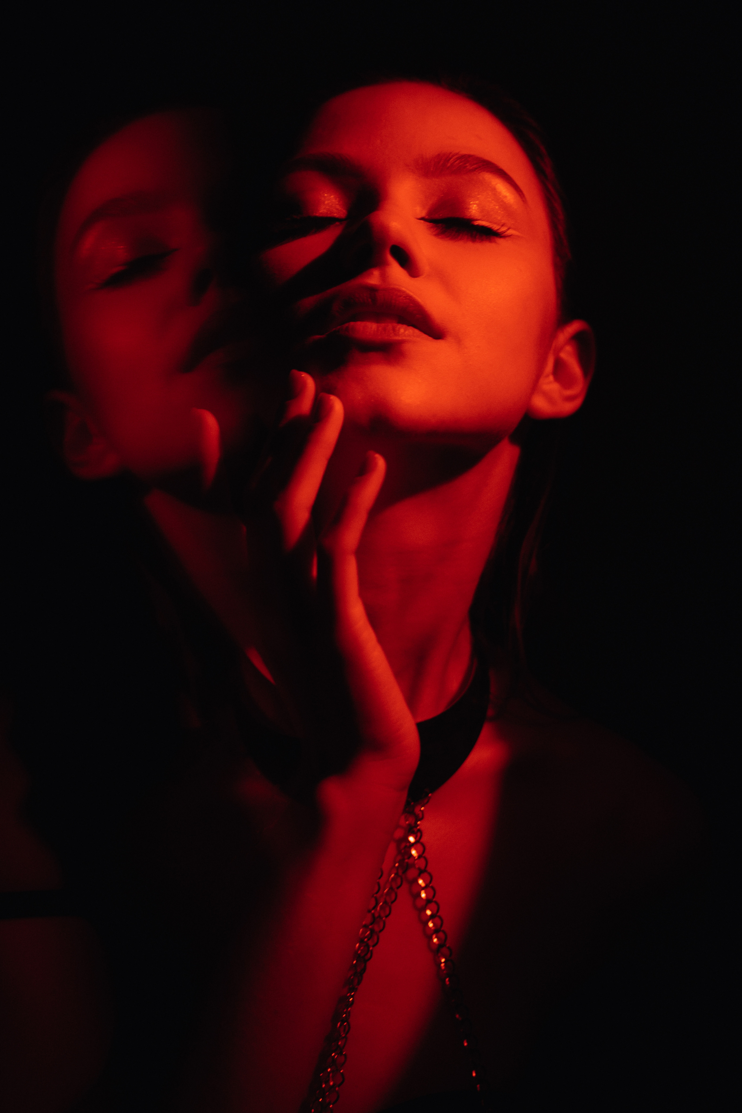 Ната. VISUAL ARTIST · KRONGAUZ ANASTASIA