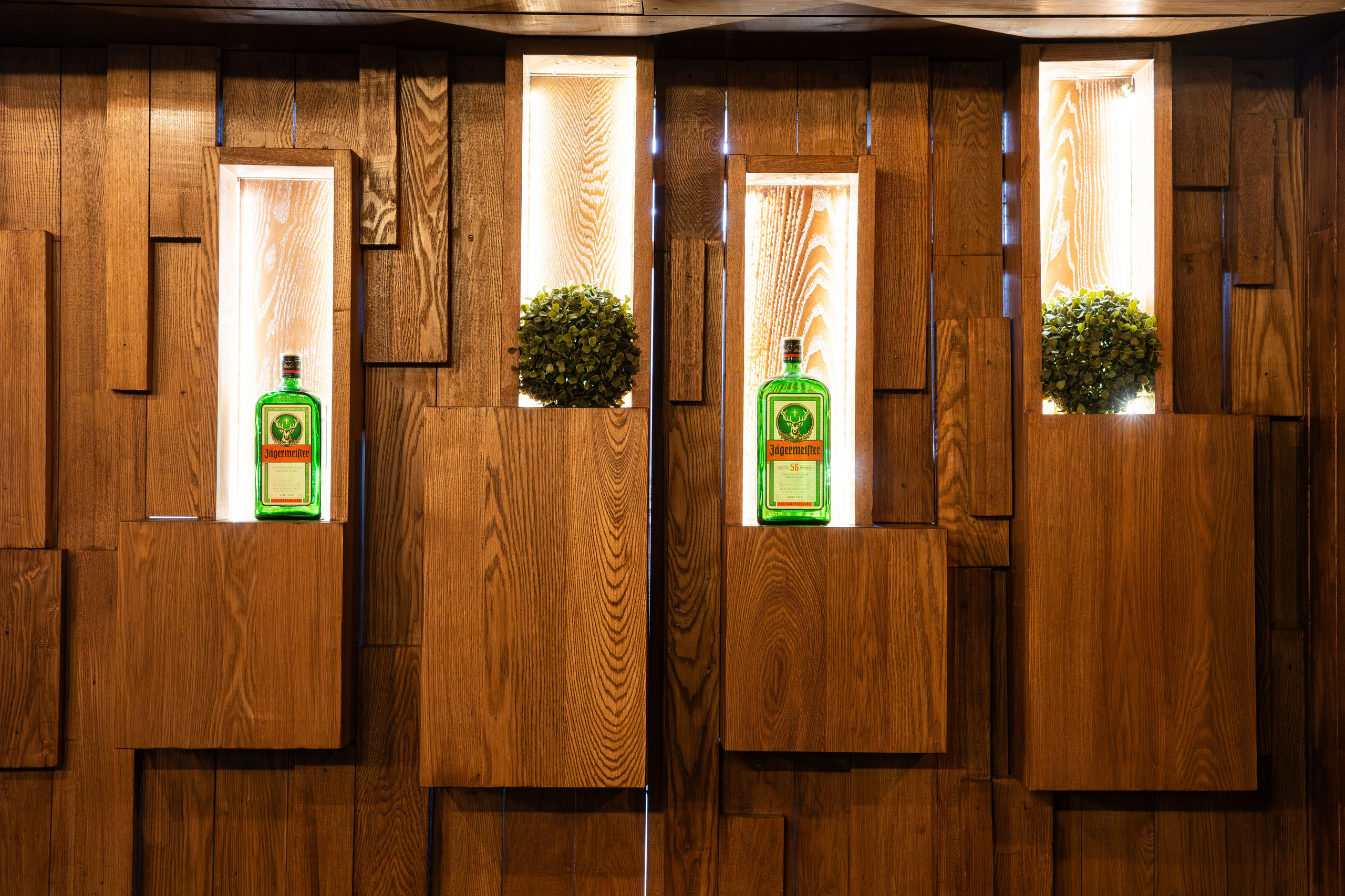 Бар Енот Романово 28. Фотограф Александр Поздняков  Новосибирск