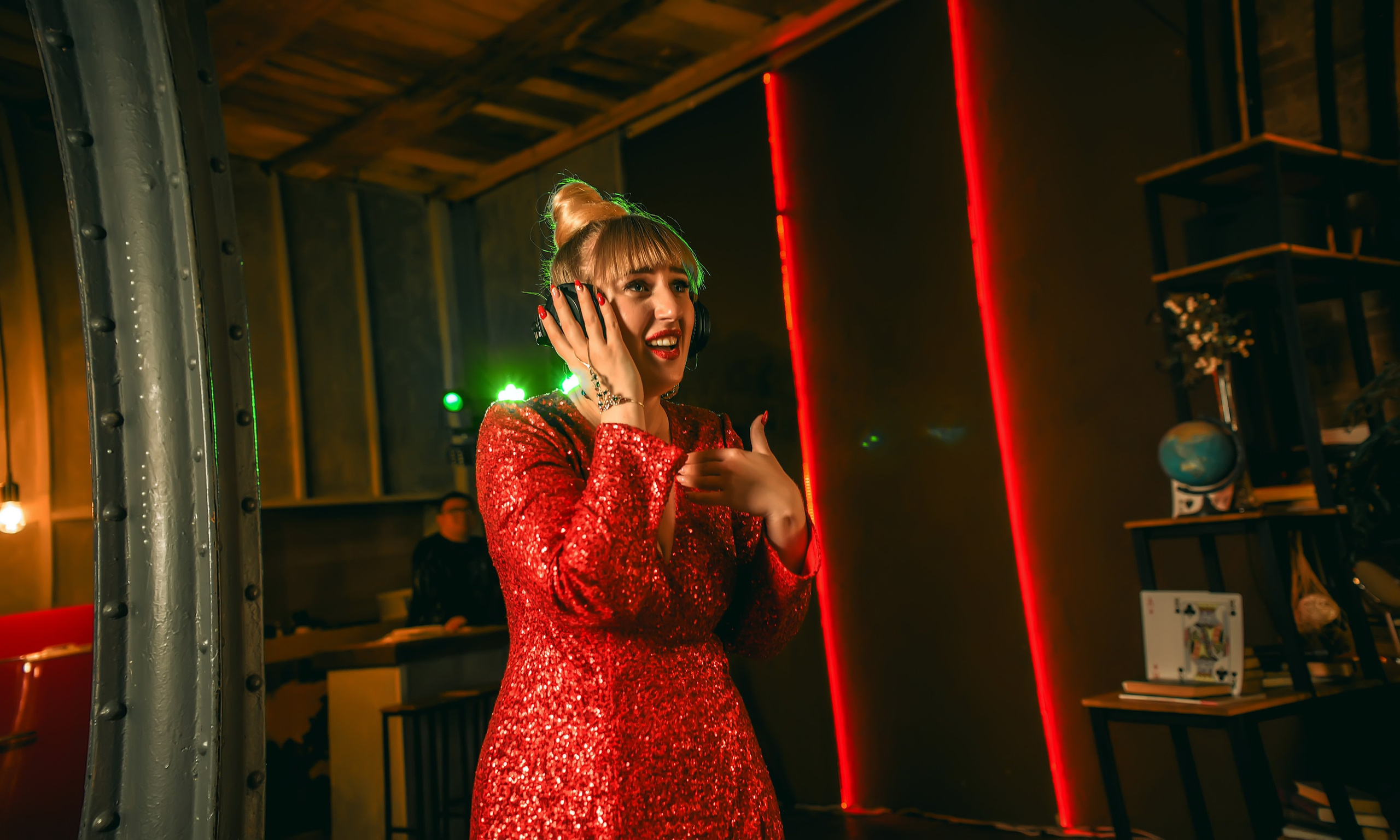 Тематическая вечеринка на юбилей 35 лет. Свадебный, семейный, детский, контент фотограф в Омске Максим Ильин