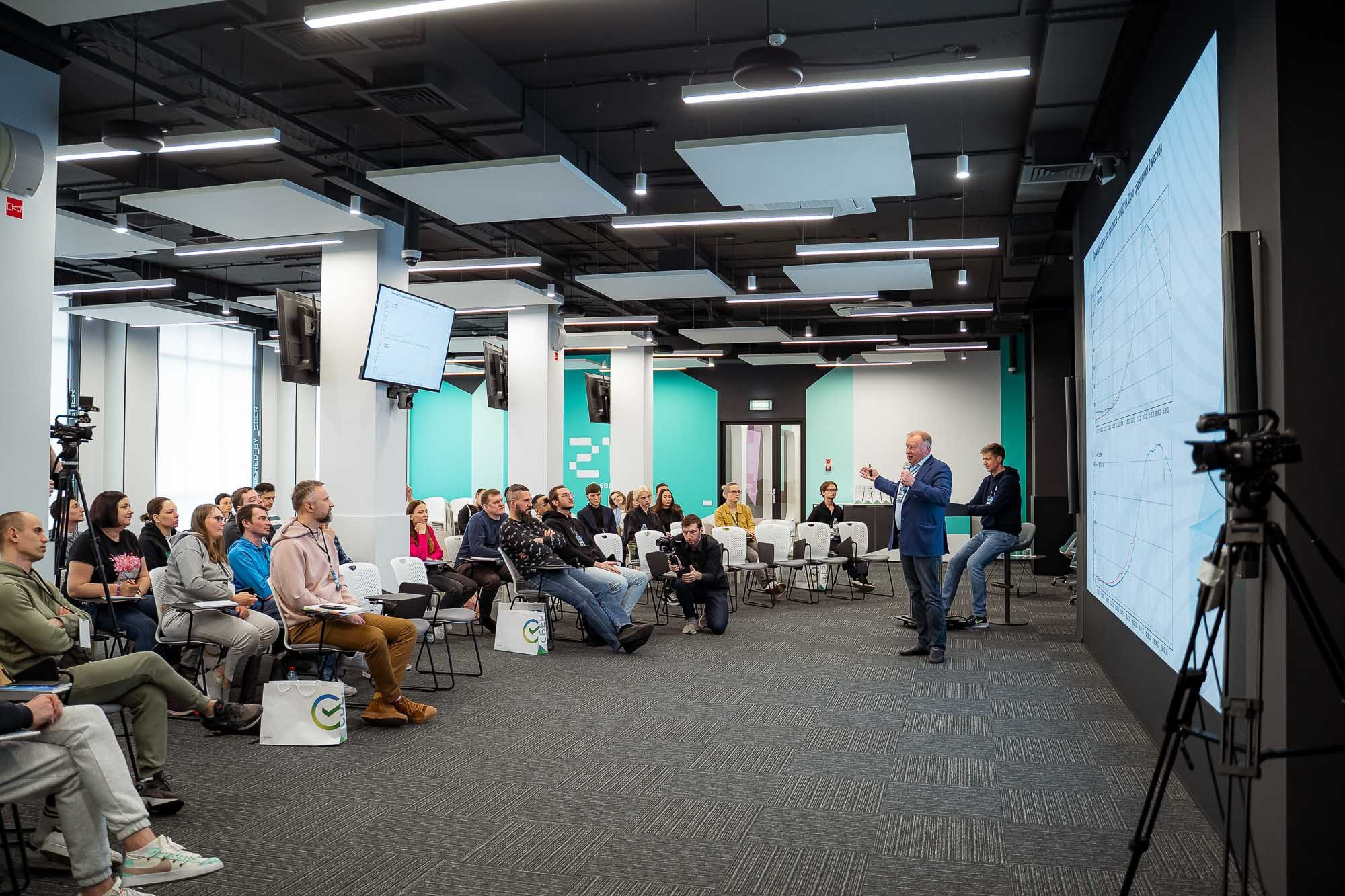 СБЕР AIJ в Школе 21. Сергей Кошкин. Репортажная и ивент-фотография в Сургуте