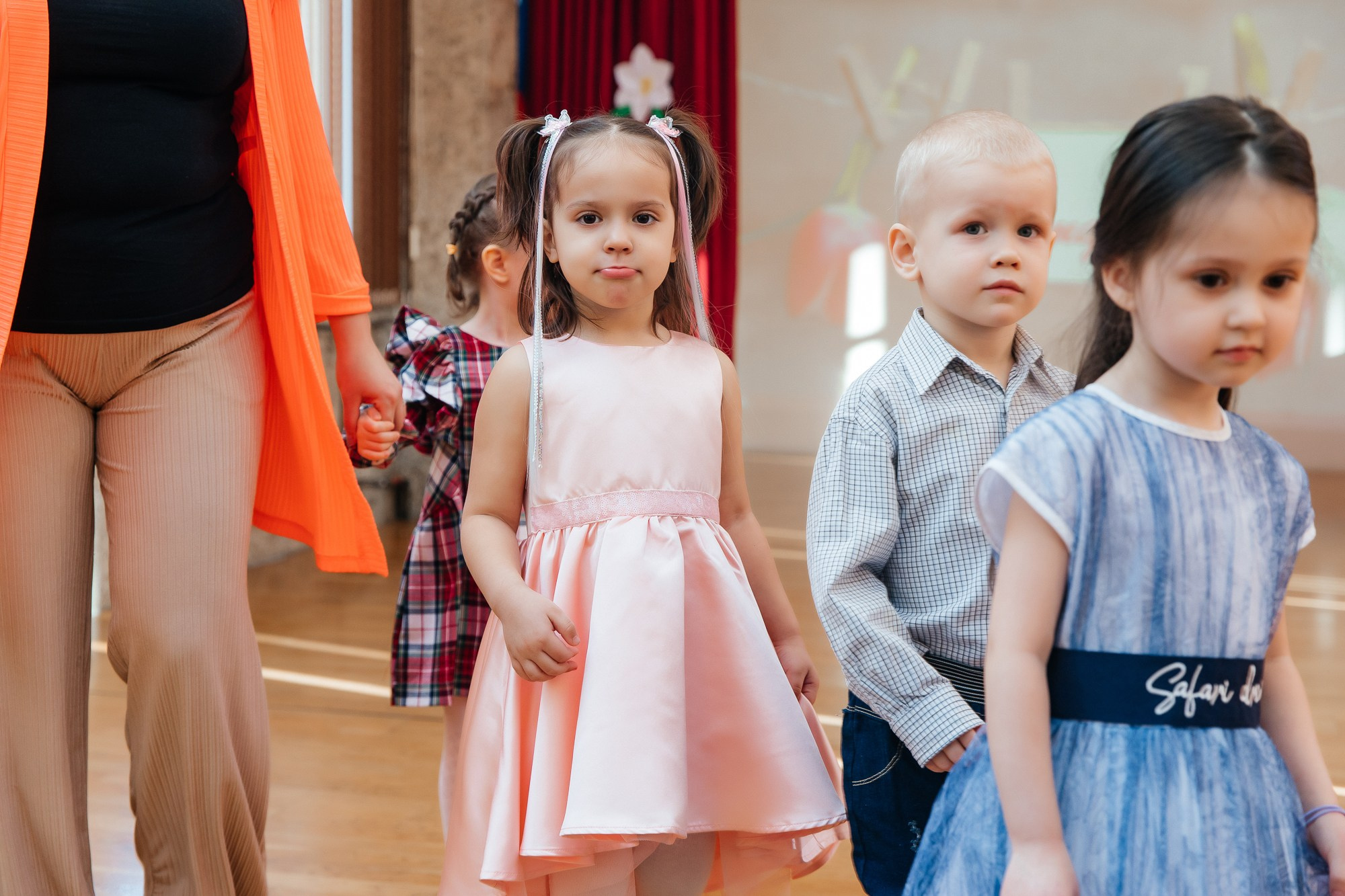 Детский сад № 93 — Утренник (07.03.2023). Свадебный и семейный фотограф Крамар Наталья