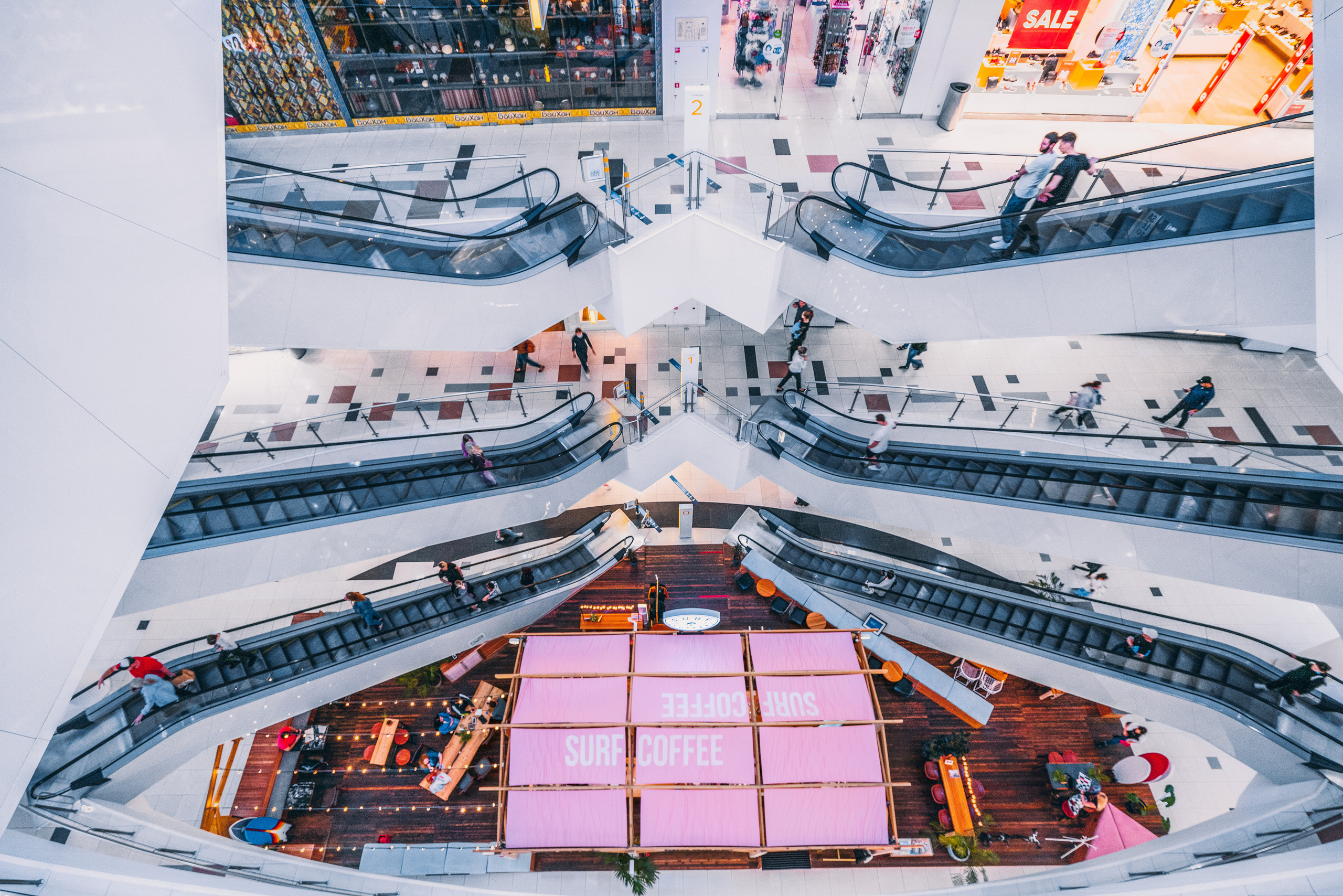 Галерея Краснодар. Создаю контент для бизнеса- Андрей Корниенко и упаковываю компании и экспертов в Краснодаре