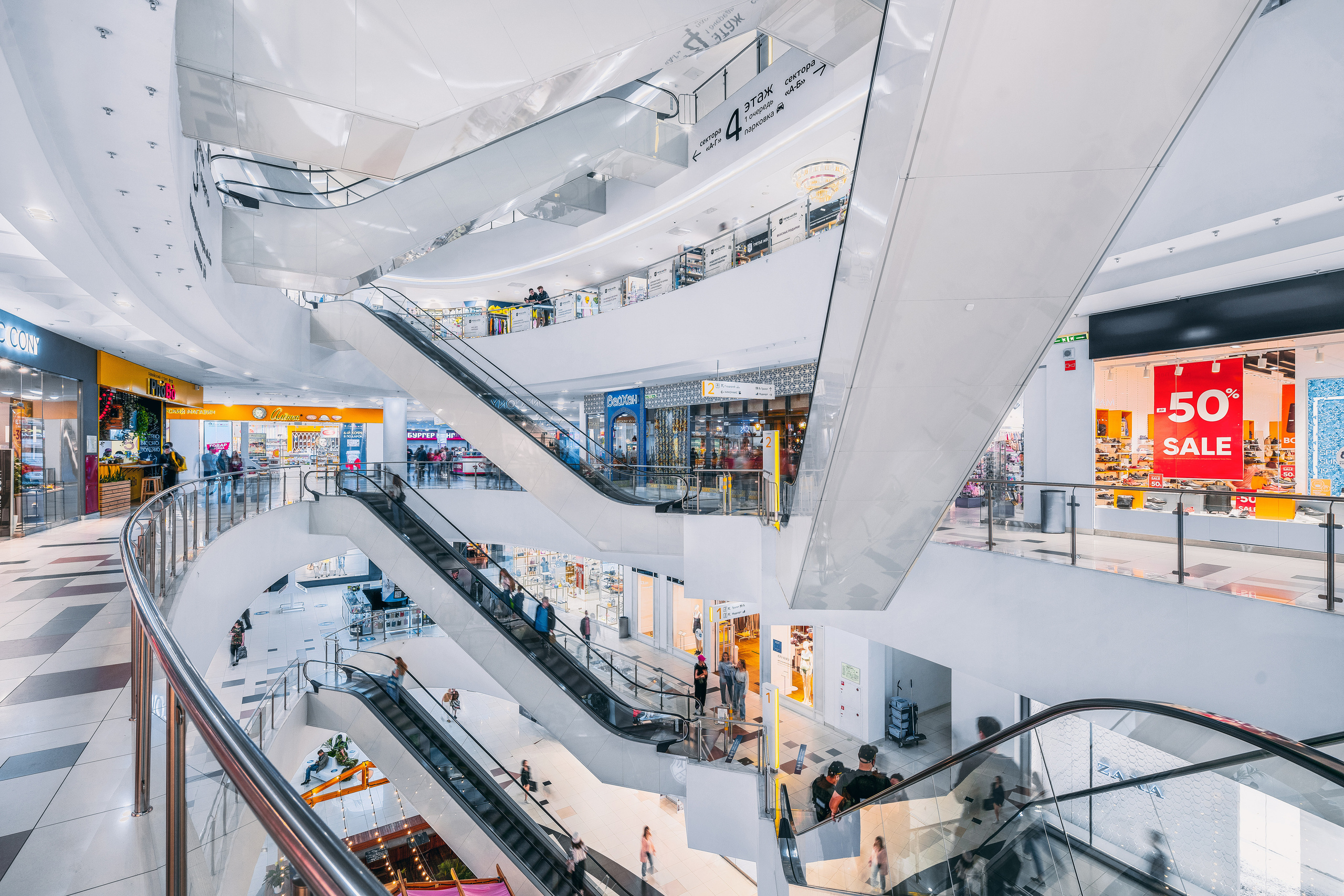 Галерея Краснодар. Создаю контент для бизнеса- Андрей Корниенко и упаковываю компании и экспертов в Краснодаре