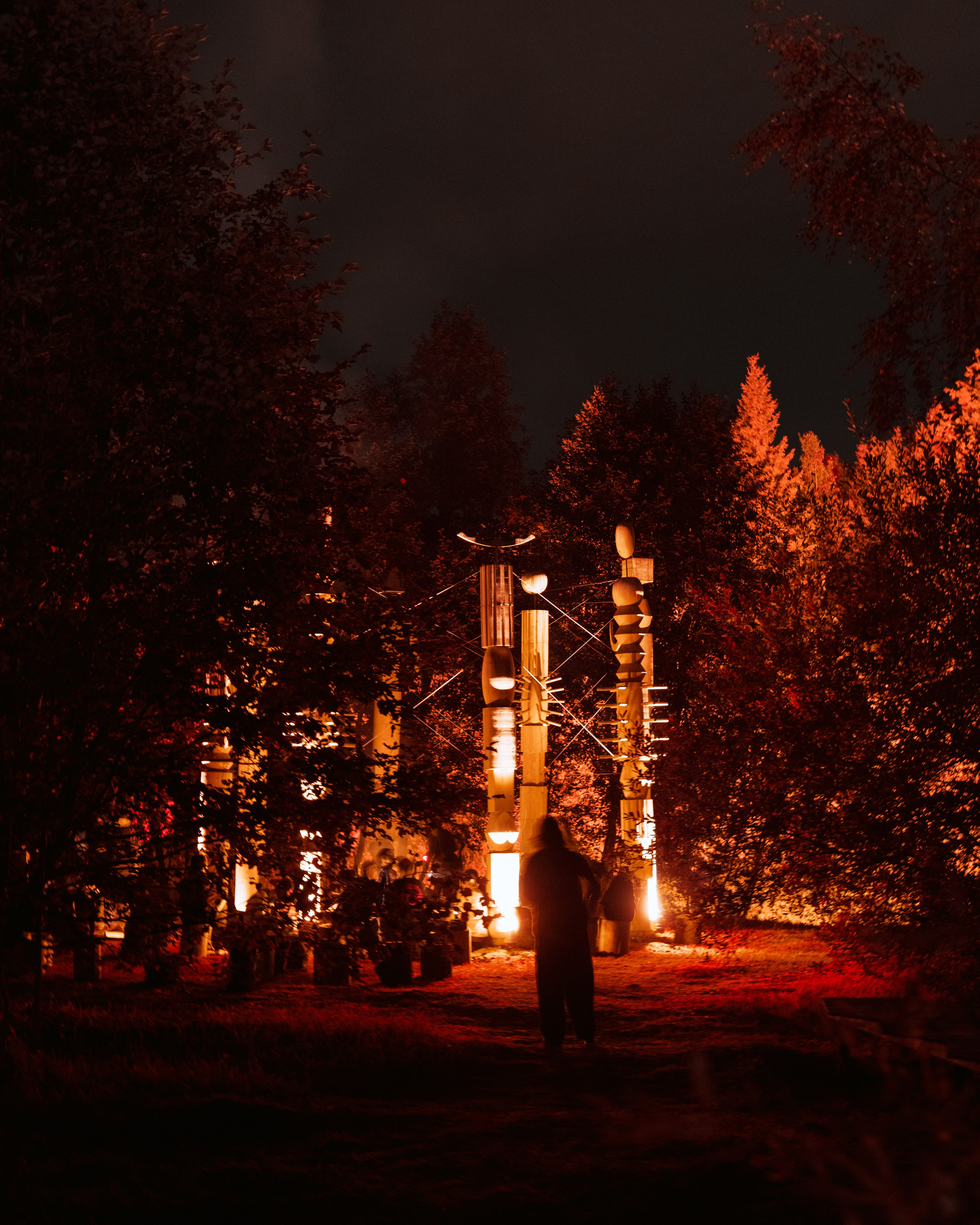 Outline 2024. @tomrus: Рустам Шагиморданов — фотограф